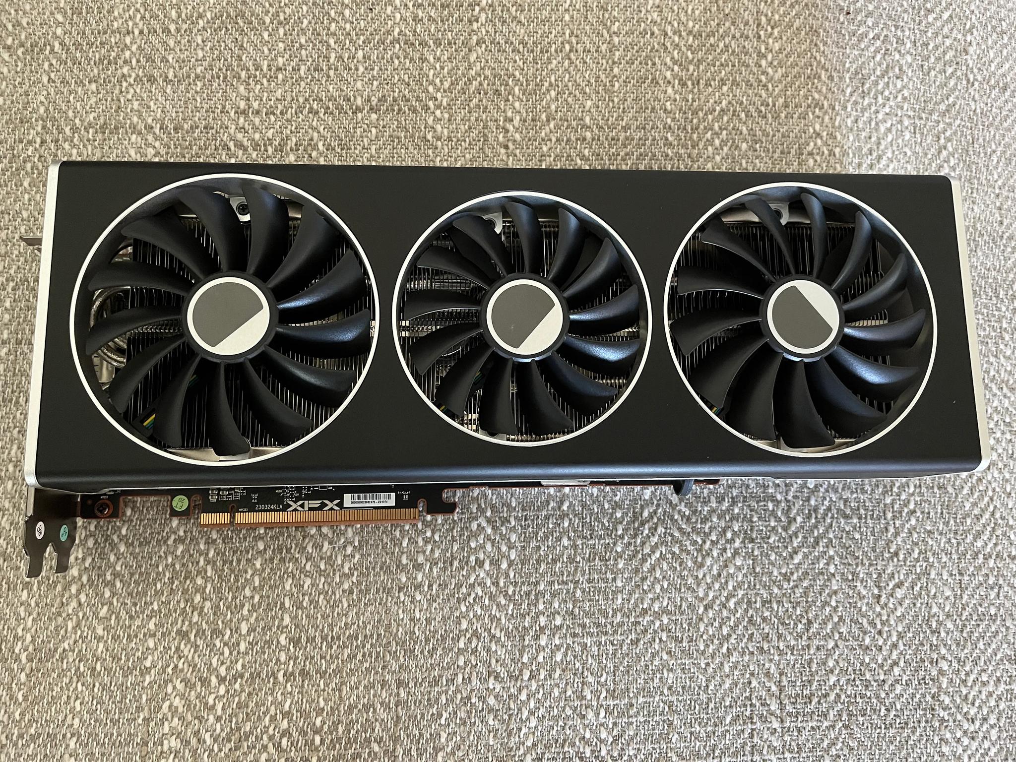 XFX RX 7800XT MERC 319