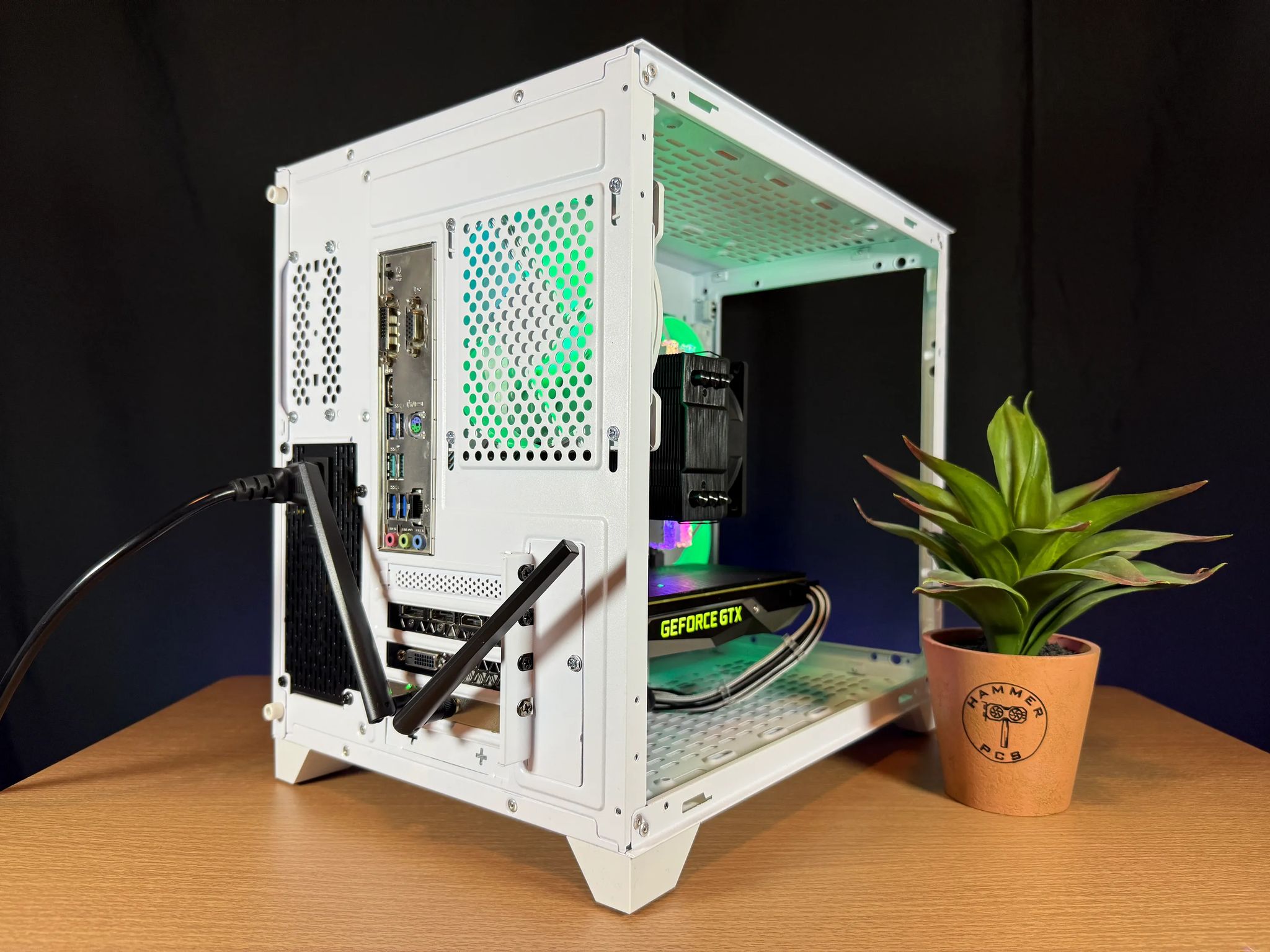🧊Custom Built White RGB Gaming PC🧊| GTX 1080, Ryzen 5 | Windows 11 | Fortnite, CoD 6, GTA V, more!