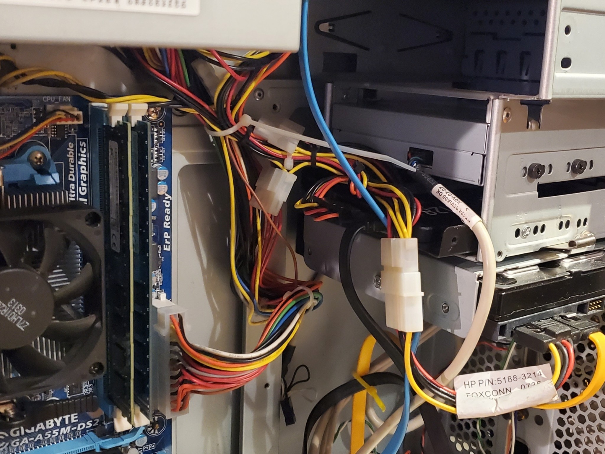 Retro Gaming PC - AMD Quad-Core / 8GB / Patriot SSD + 750GB / Win 7 Pro /