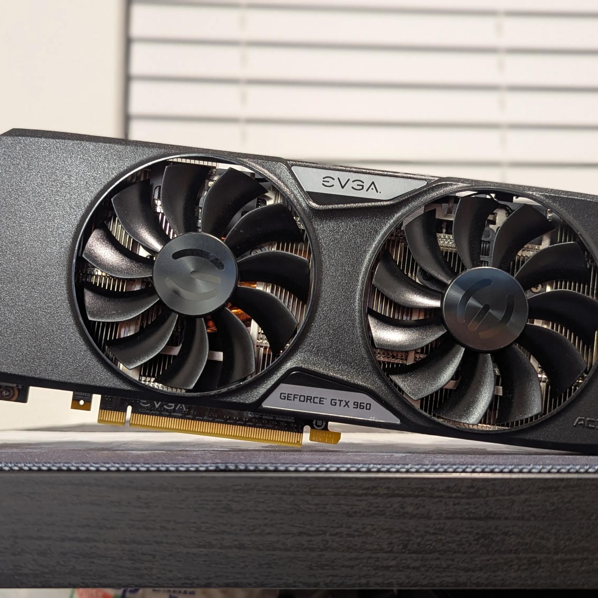 GTX 960 2GB - EVGA