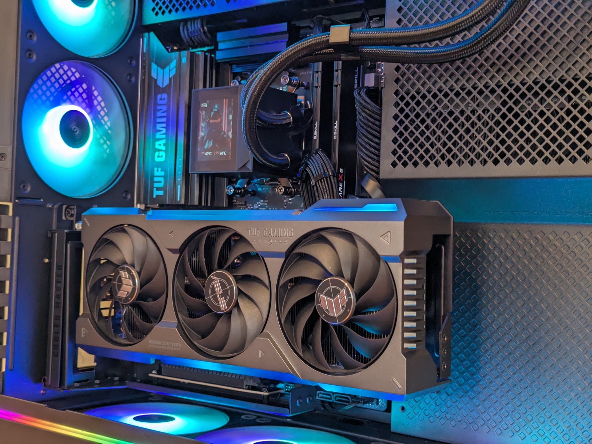 ⚡Ryzen 7 9700x | ASUS TUF RTX 4070 Ti | 32GB DDR5 | 2TB SSD | 1440p Gaming PC!