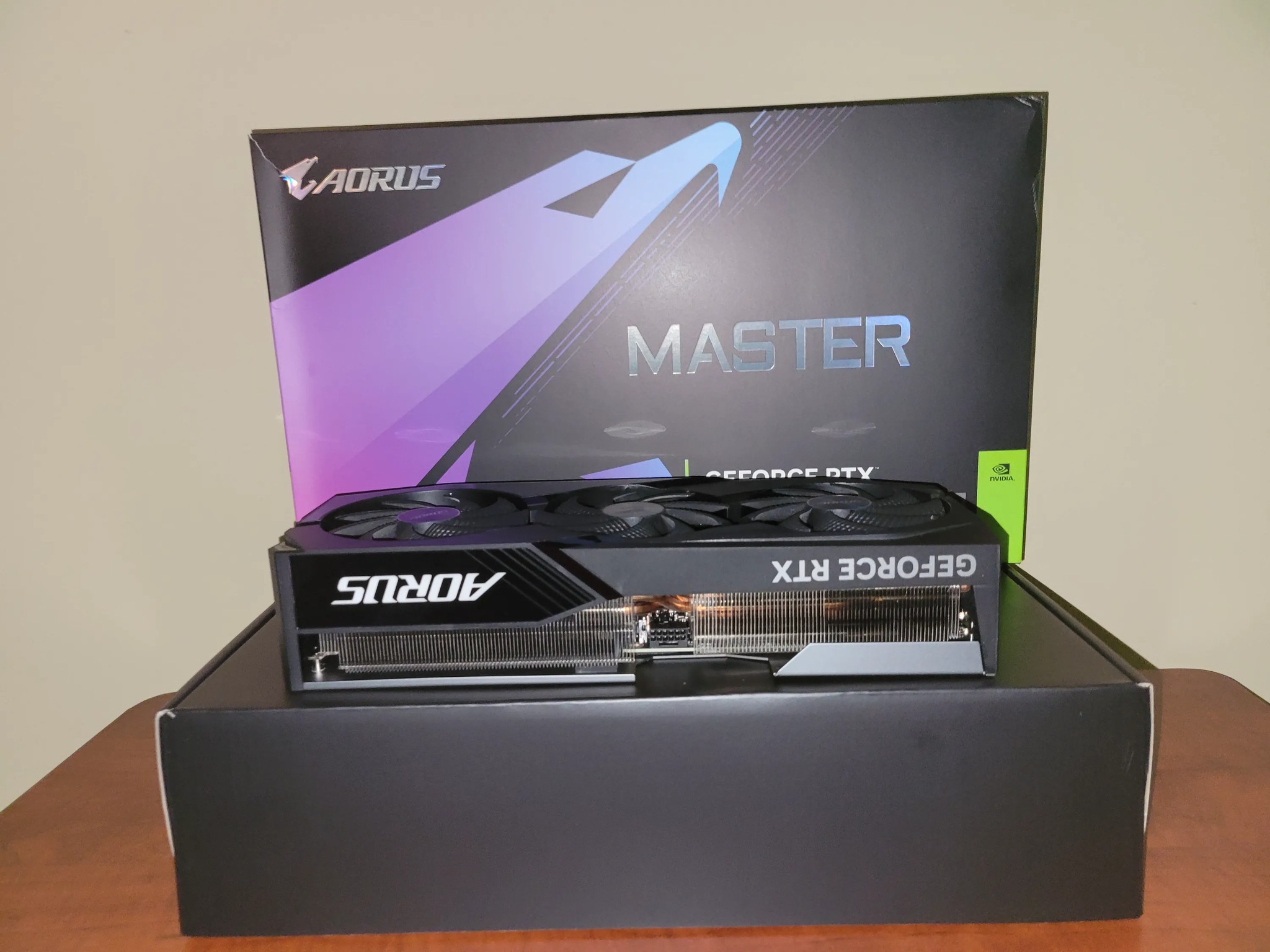 GIGABYTE GeForce RTX 4070 Ti Super Master 16GB 256-bit GDDR6X