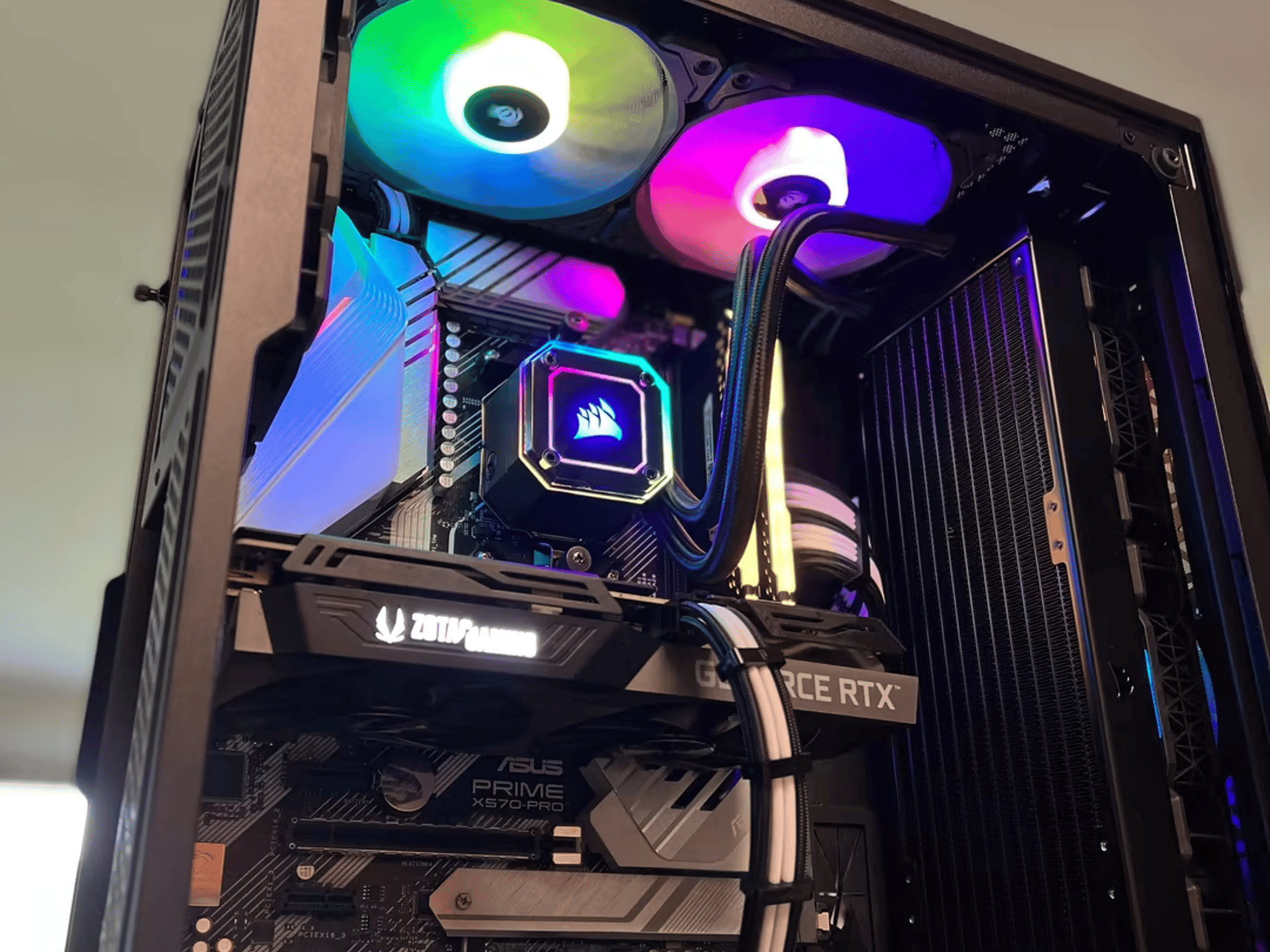 Ryzen 7 3700x and RTX 3060ti Custom Corsair Build