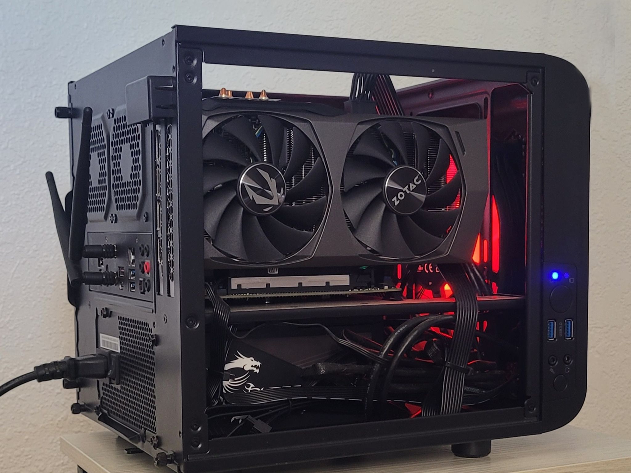 Mini-ITX build [black night]