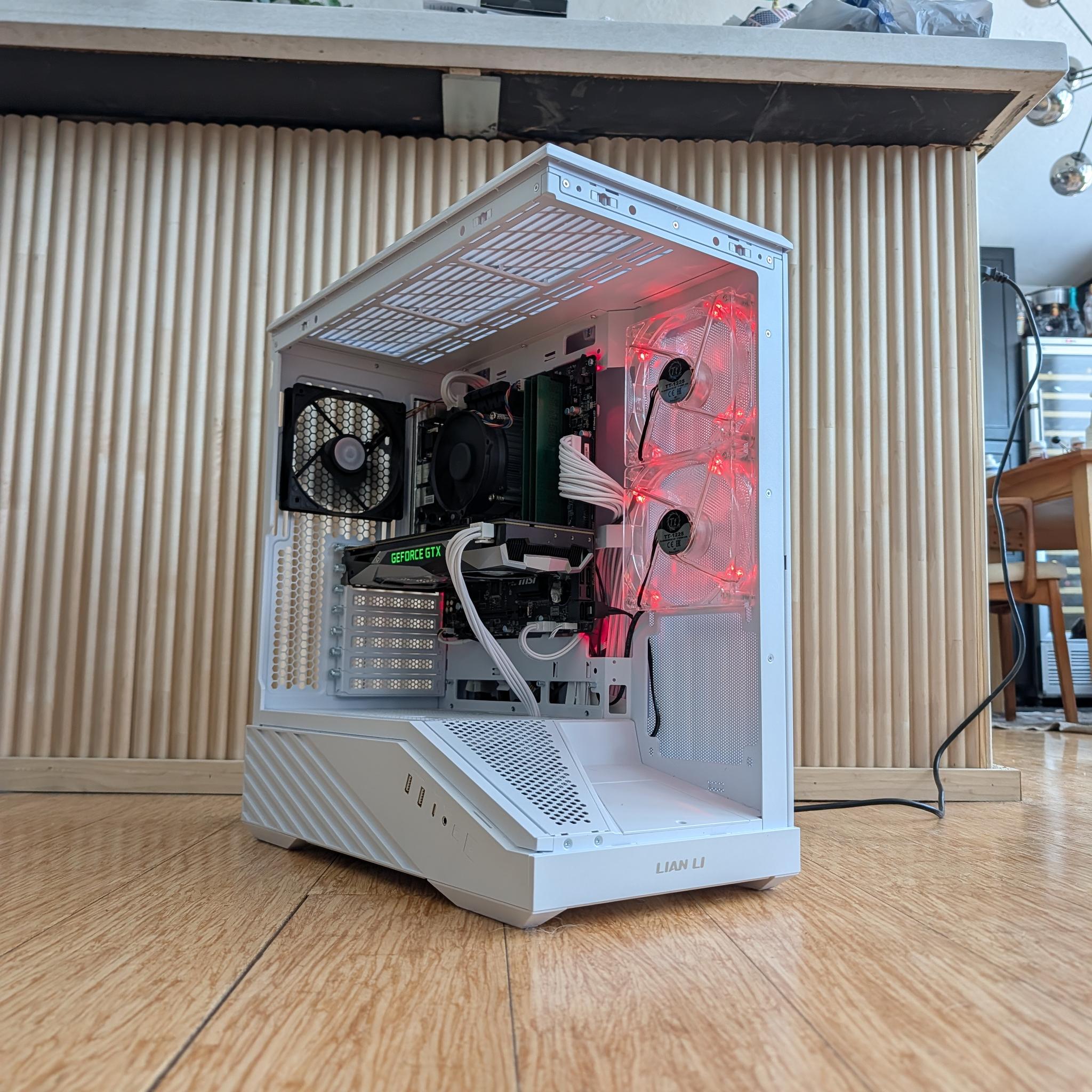 Custom I7 Gaming PC | GTX 1080 | I7 6700 | 16GB | 256GB |