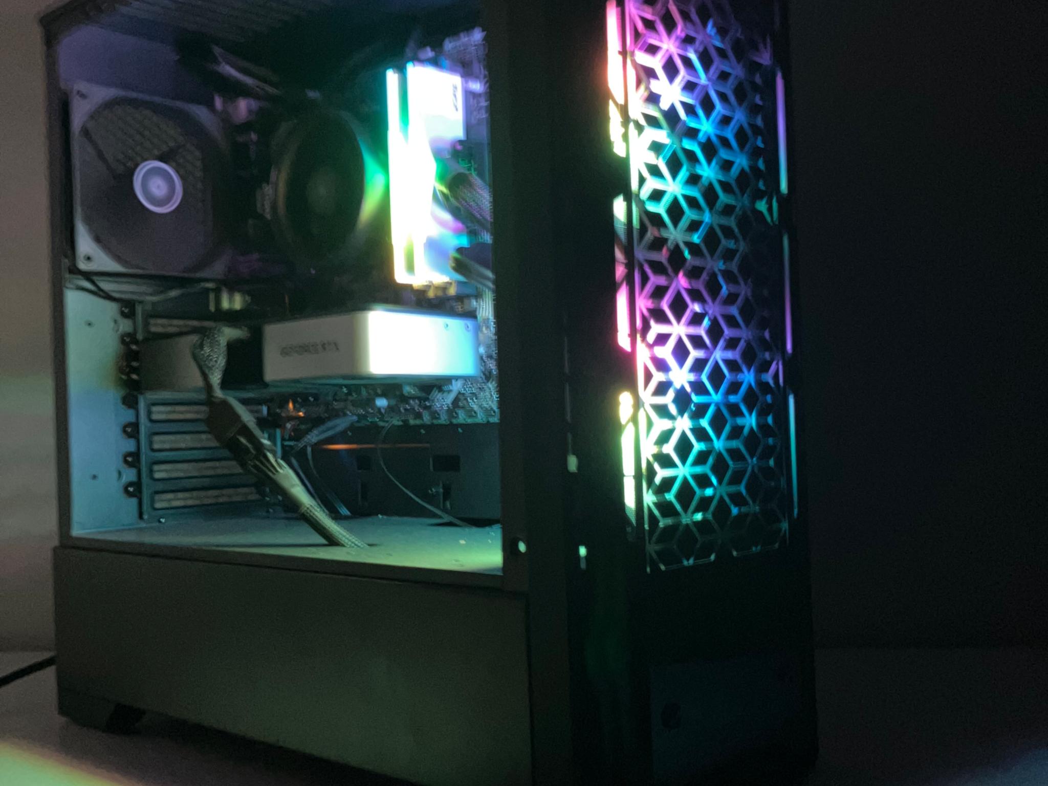 RTX 3060 Ti and Ryzen 5 5600X Gaming Pc