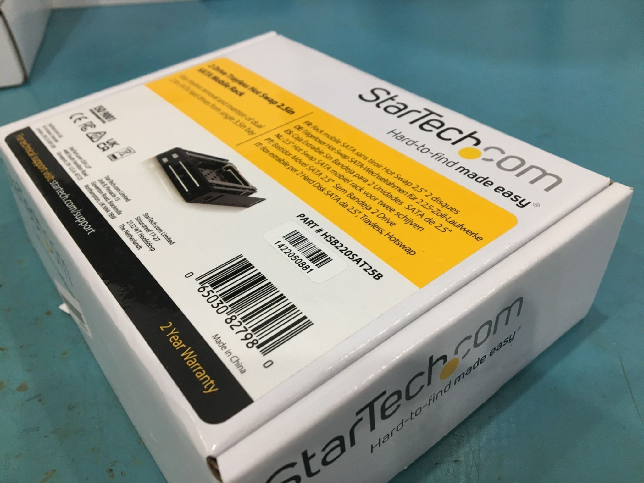 StarTech HSB220SAT25B 2-Bay 2.5in SATA Trayless Hot Swap Backplane