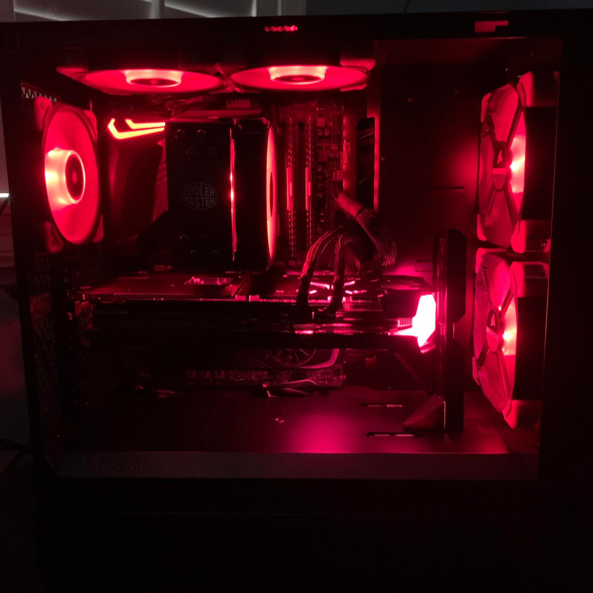 Red Devil|Ryzen 7 3700X|RX 6700XT|32GB|500GB SSD|2TB HDD|Wifi|Windows 10 Pro