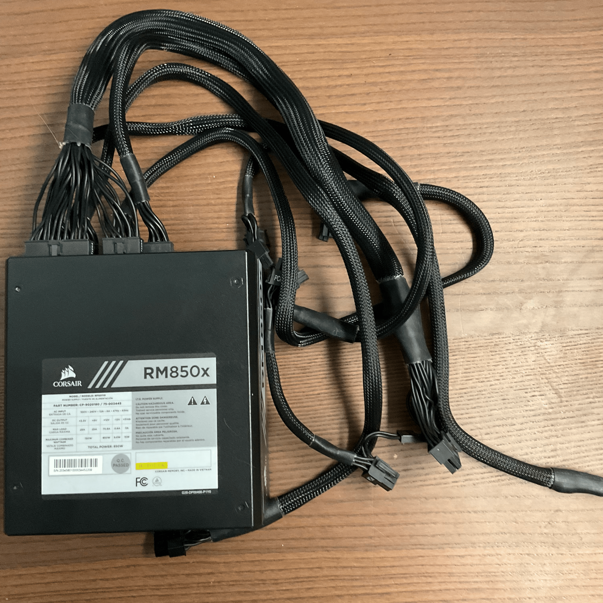 Corsair RM850X 80+ Gold Rated Modular PSU | Incomplete cables