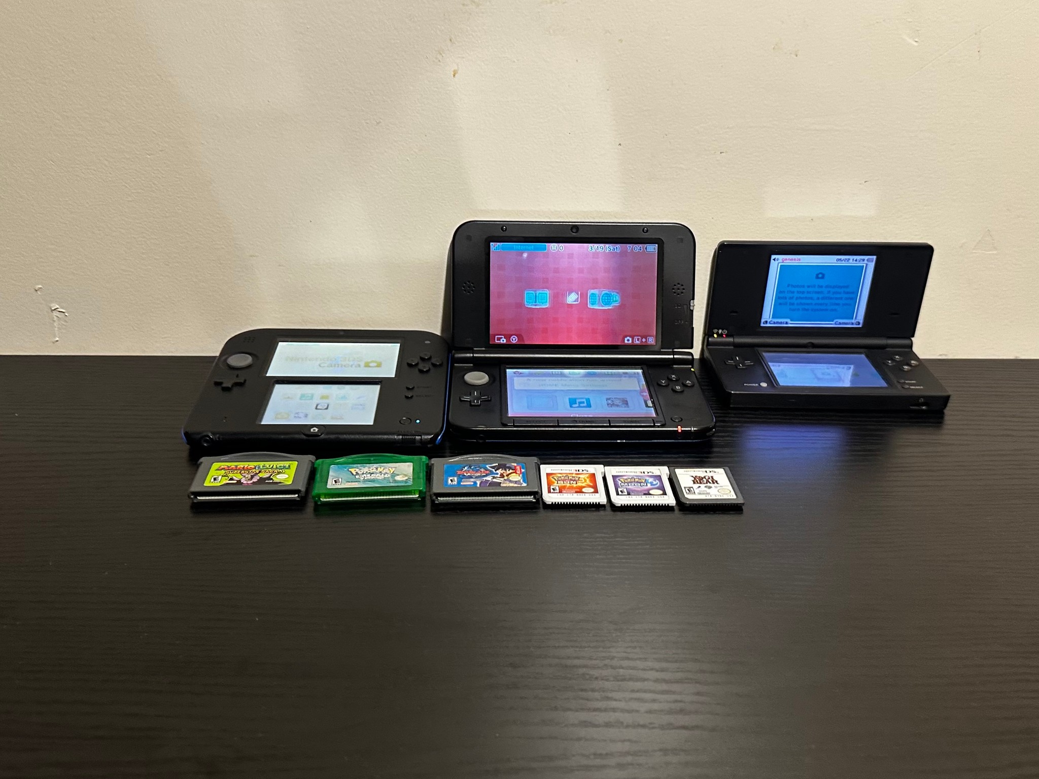 Nintendo Handheld Bundle – GBA SP, DS, 2DS, 3DS XL + Games