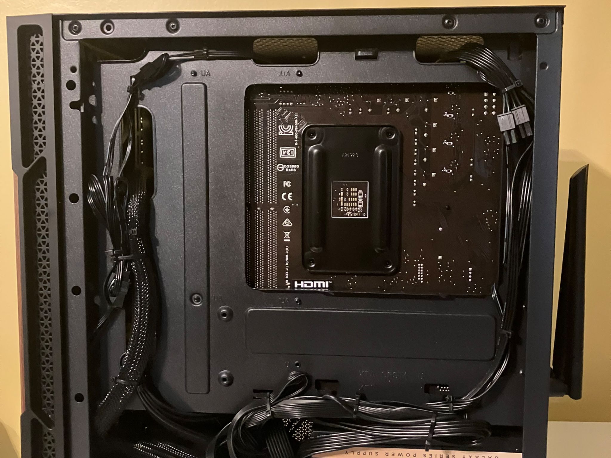 Ryzen 5 5500 | RX 6700 XT | 32GB RAM  | 1TB Storage Non-RGB Gaming PC