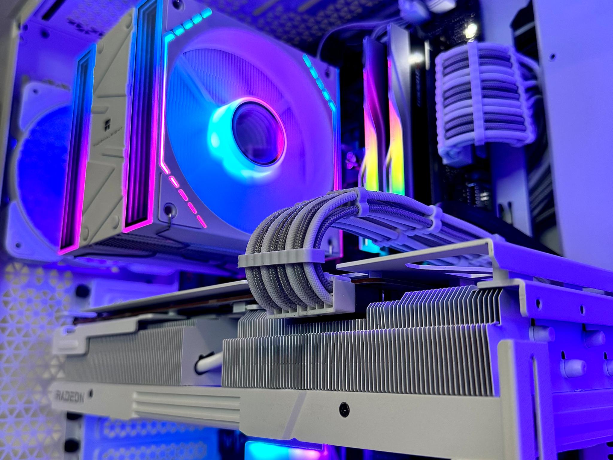 🎠🏰🐰|Highend Gaming Pc| 7700x, 7900xt, 32gb, 5tb, Wifi