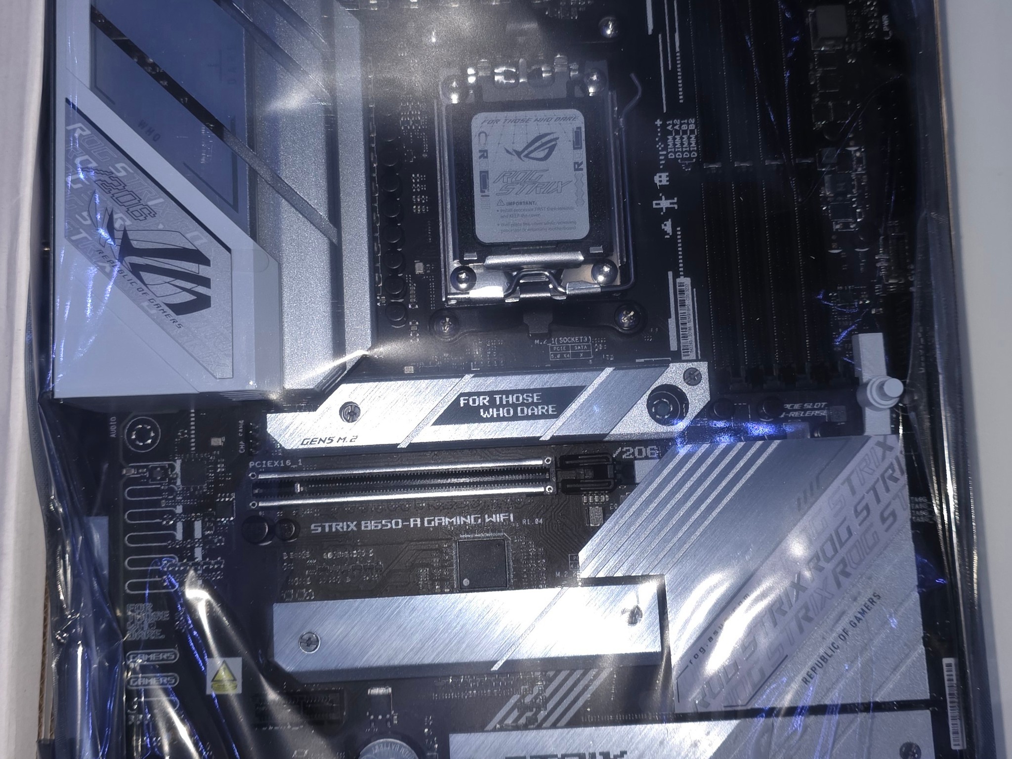 ASUS ROG Strix B650-A Gaming WiFi (White) - Brand New, Never Used