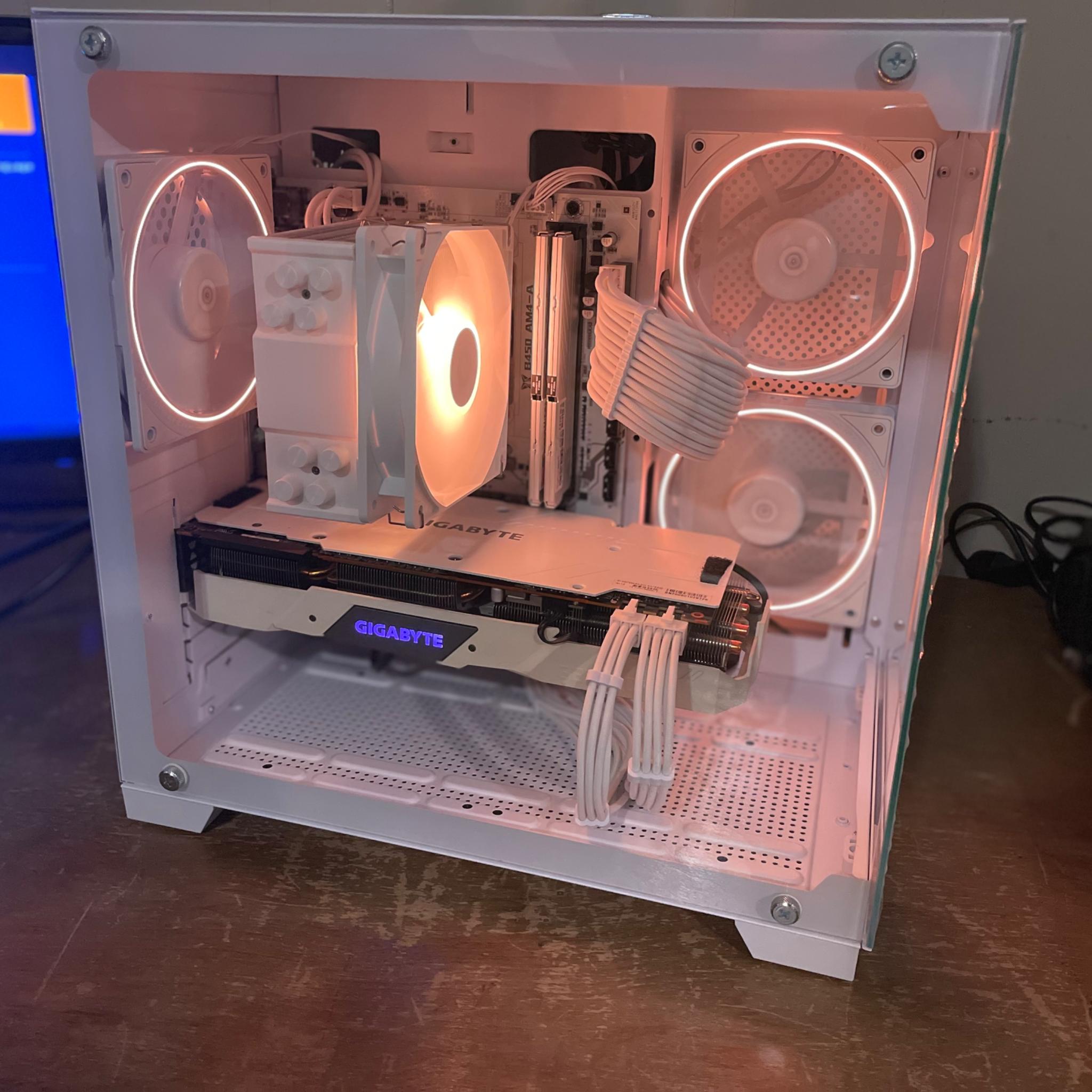 Ryzen 7| RTX 2070 Super| 32GB Ram| 1TB| WiFi