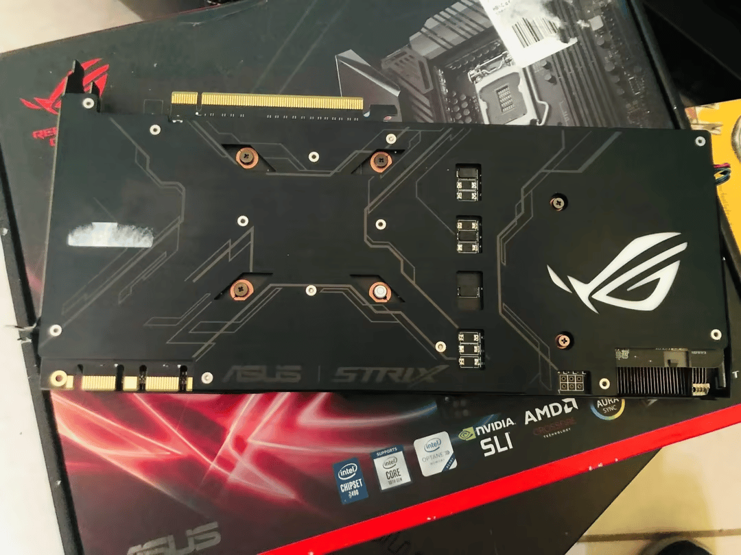 ASUS ROG STRIX GTX 1070 8GB GPU