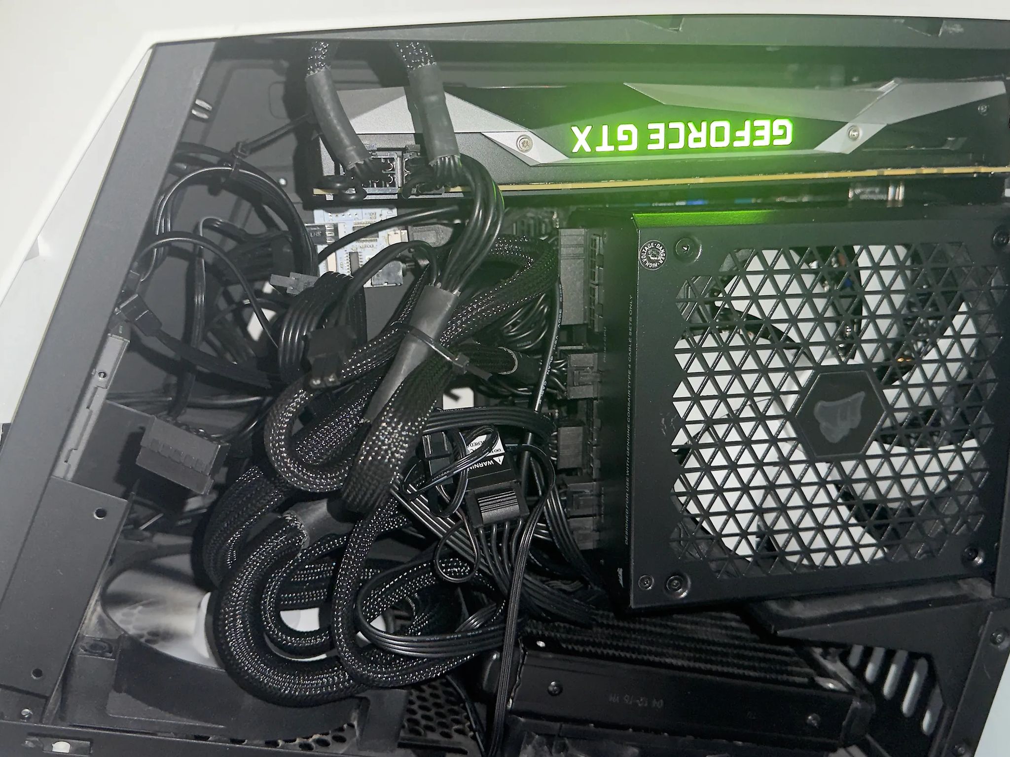 i7 7700K + GTX 1080Ti 11GB Founders Edition