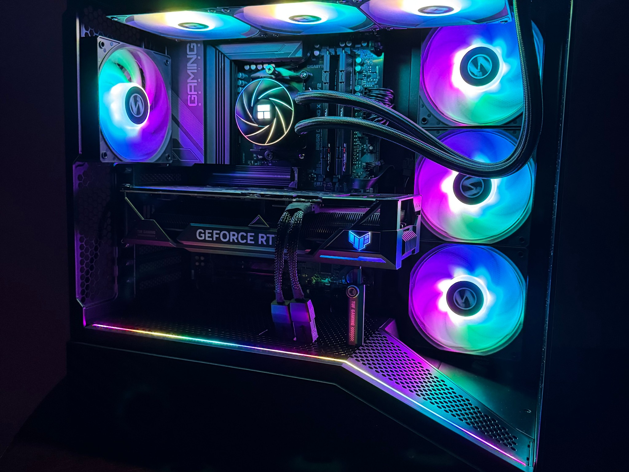 ASUS TUF 4070TI & Ryzen 7 7700x