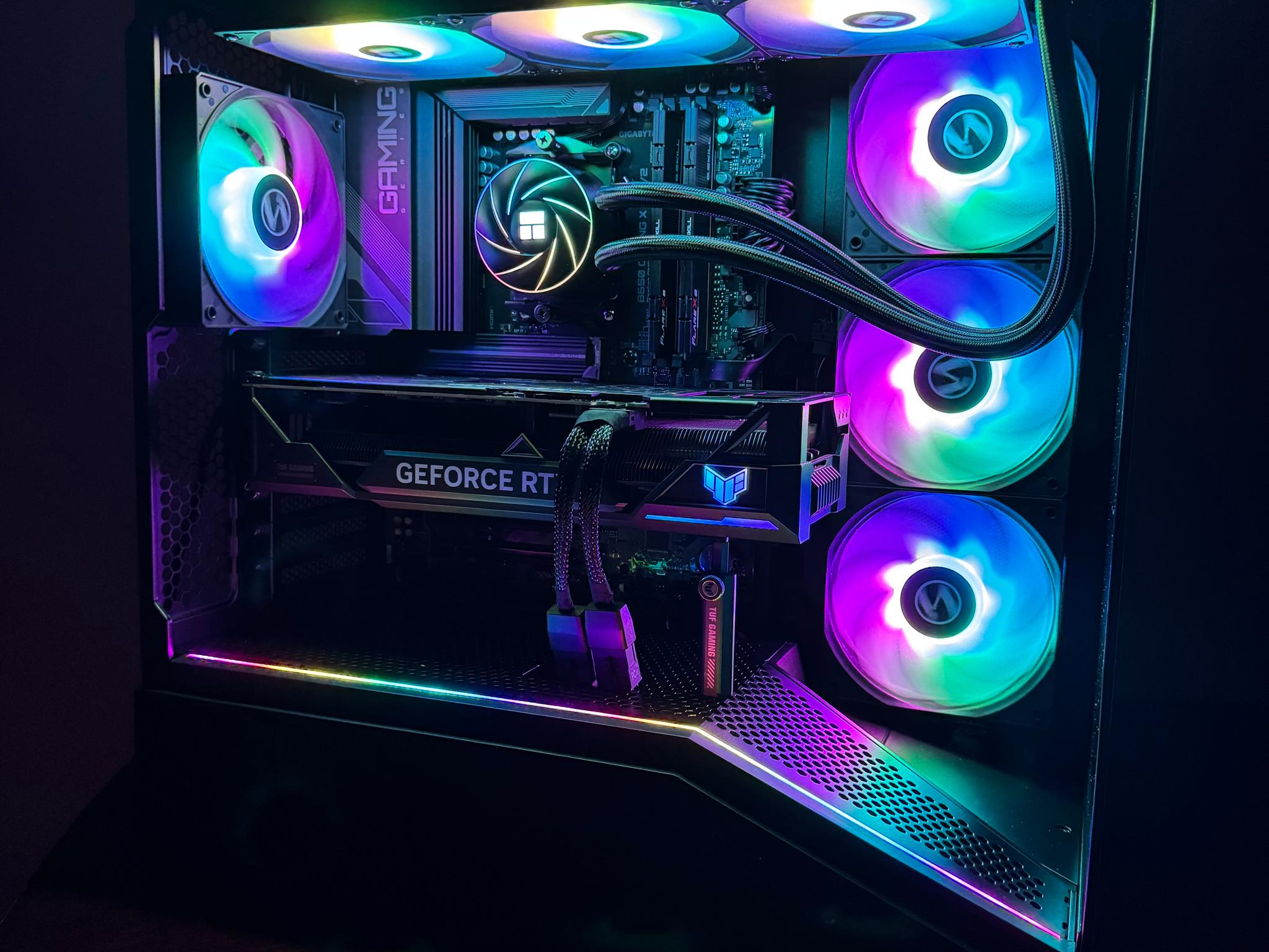 ASUS TUF 4070TI & Ryzen 7 7700x