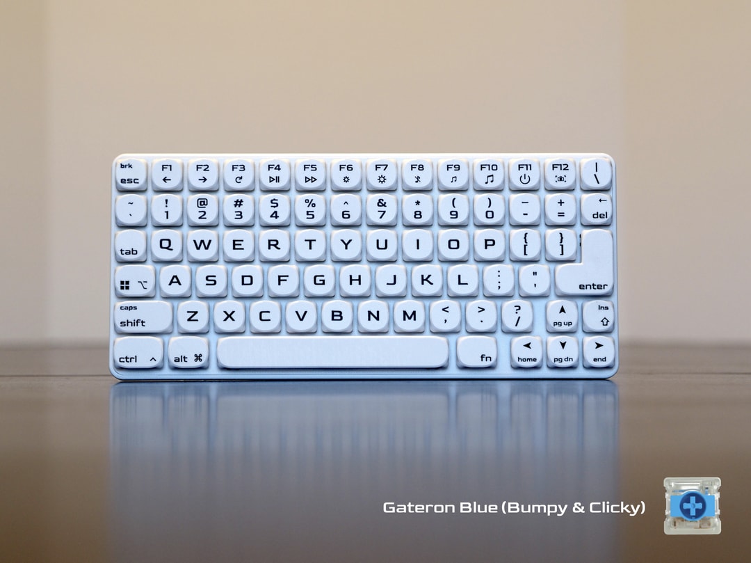 Low Profile 74-key Wired Mechanical Keyboard • Hot Swappable, Hand ...