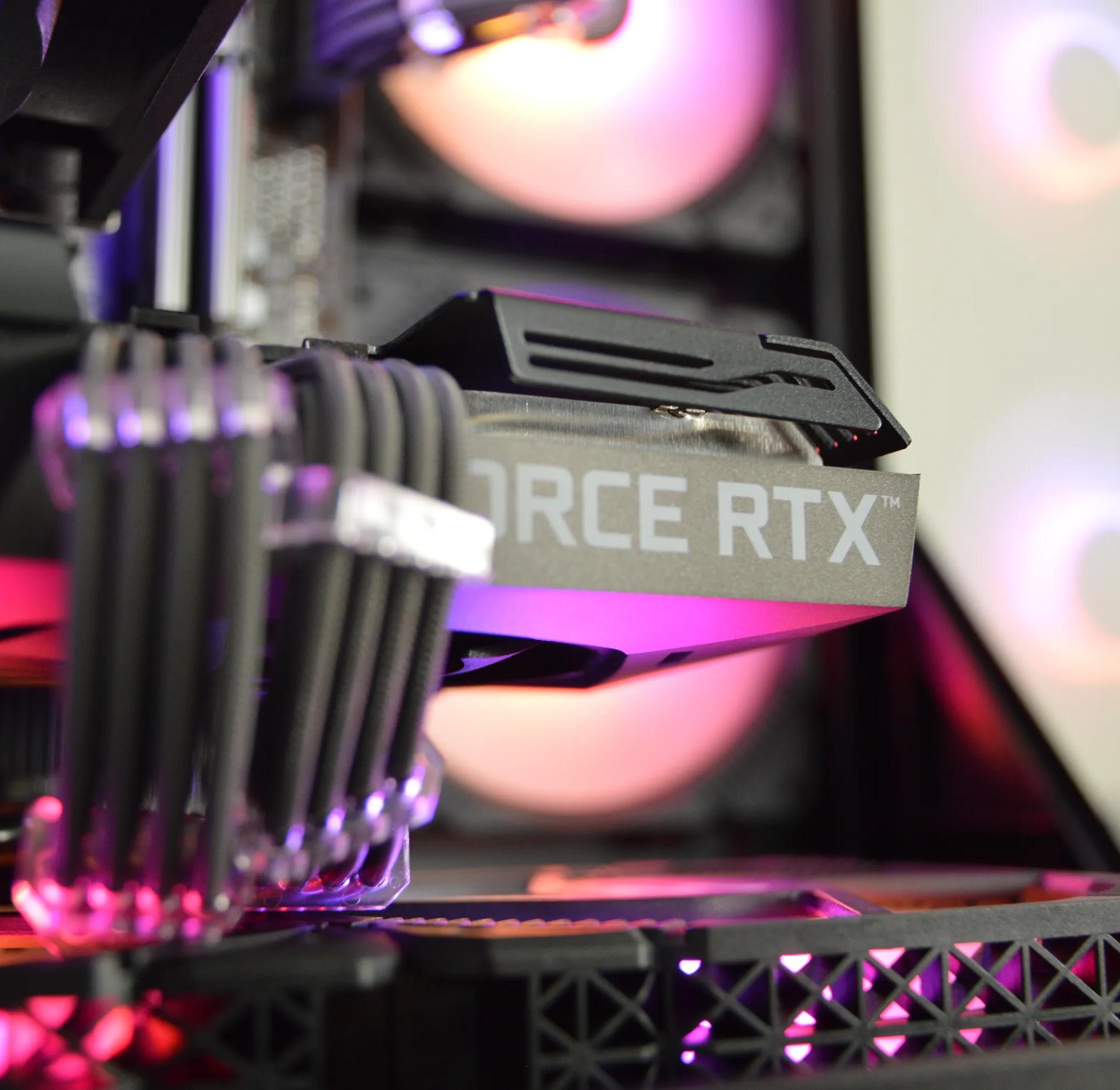 🧊🧊| RTX 3070 8GB| RYZEN 7 3700X | 32 GB DDR4 RAM | 1TB NVME SSD | Ice Box |