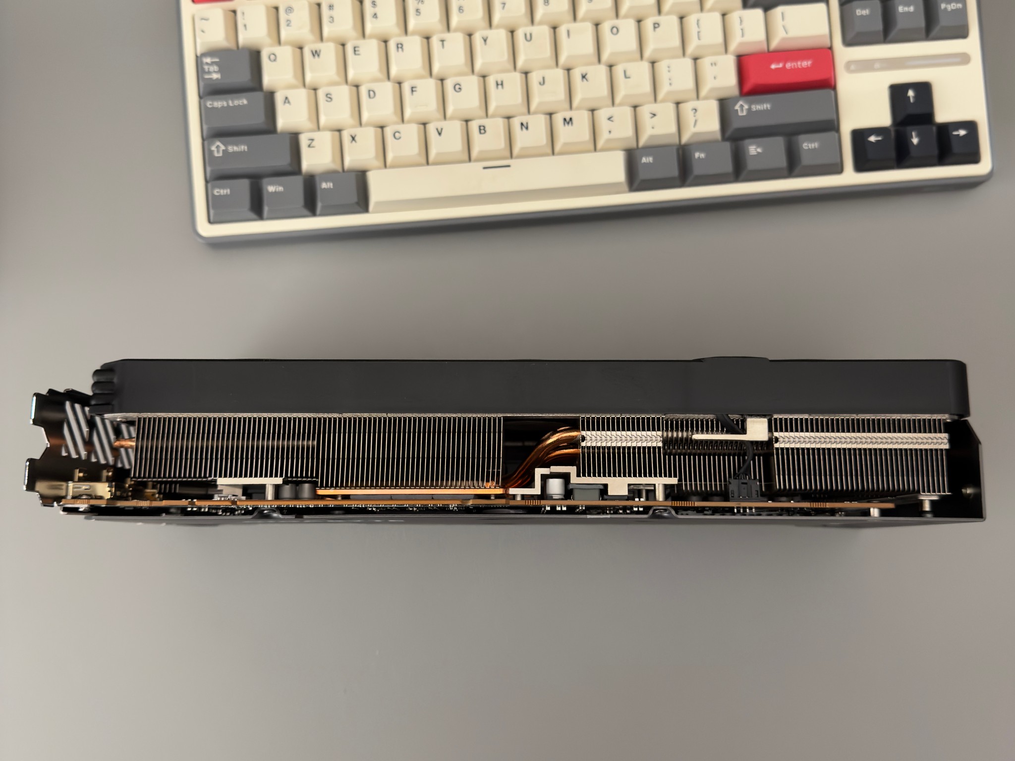 7800 XT GPU