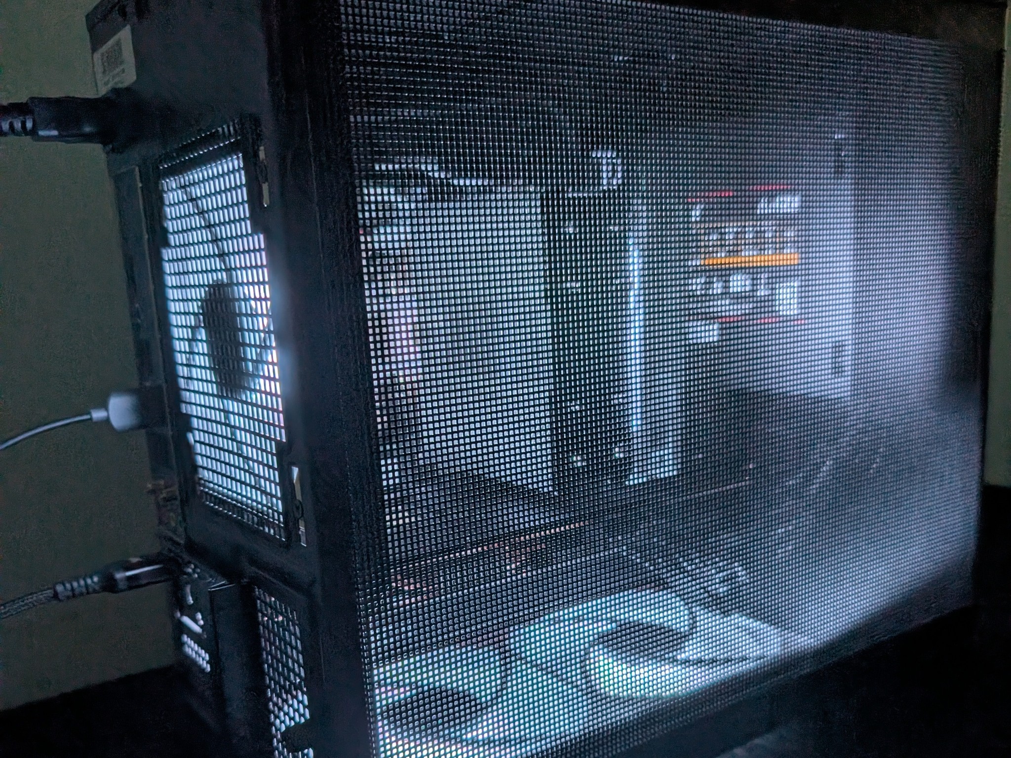 SFF Gaming PC RX 9070 GRE-Ryzen 5 7500x3d-16GB DDR5 6000-1 TB NVME mostly new