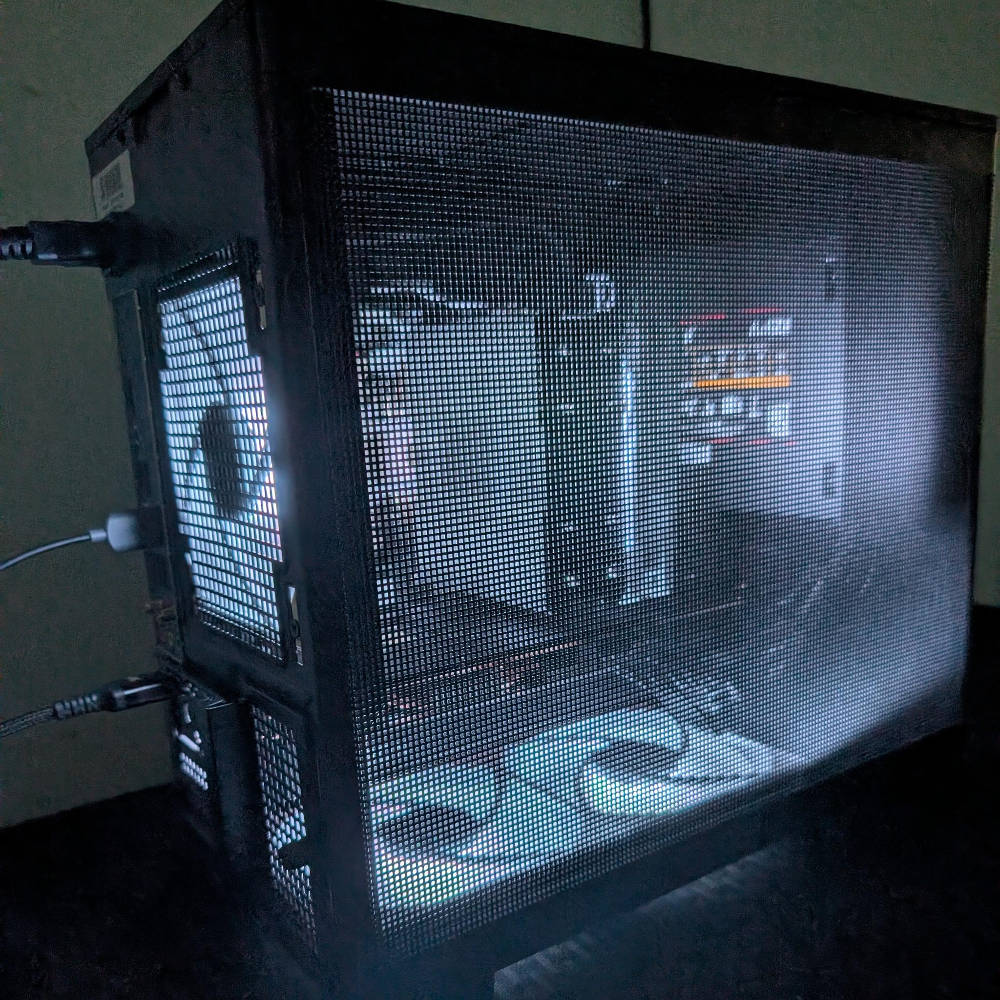 SFF Gaming PC RX 9070 GRE-Ryzen 5 7500x3d-16GB DDR5 6000-1 TB NVME mostly new