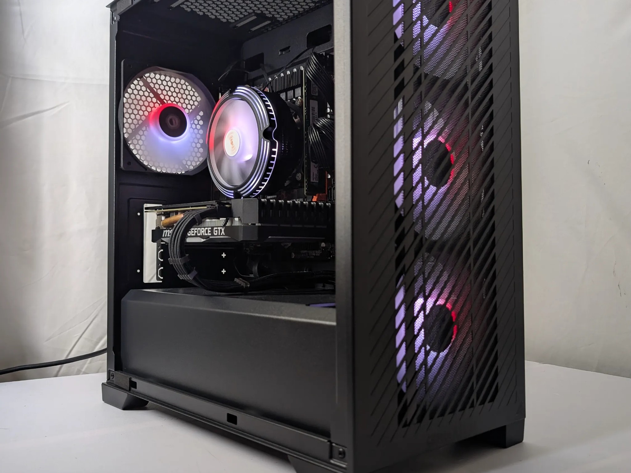 Copy of GTX 1660 | Xeon 2680 v4 | 32gb ddr4 | Windows 11 home