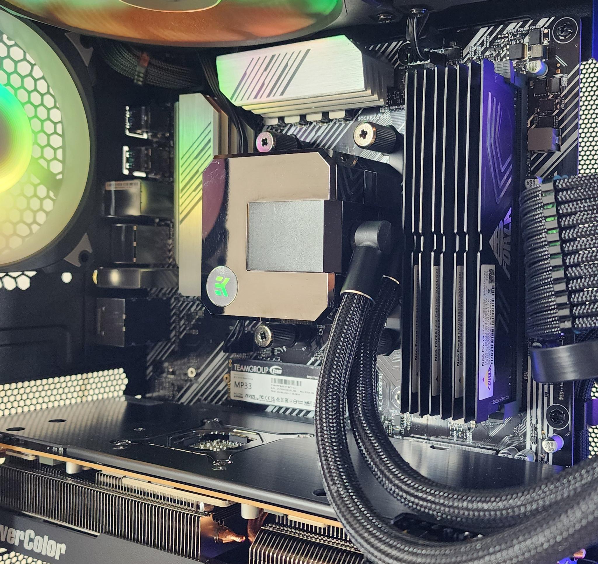 Gaming PC Ryzen 9 5900XT 32GB RAM 2TB SSD RX 7800 XT 16GB Windows 11 Computer
