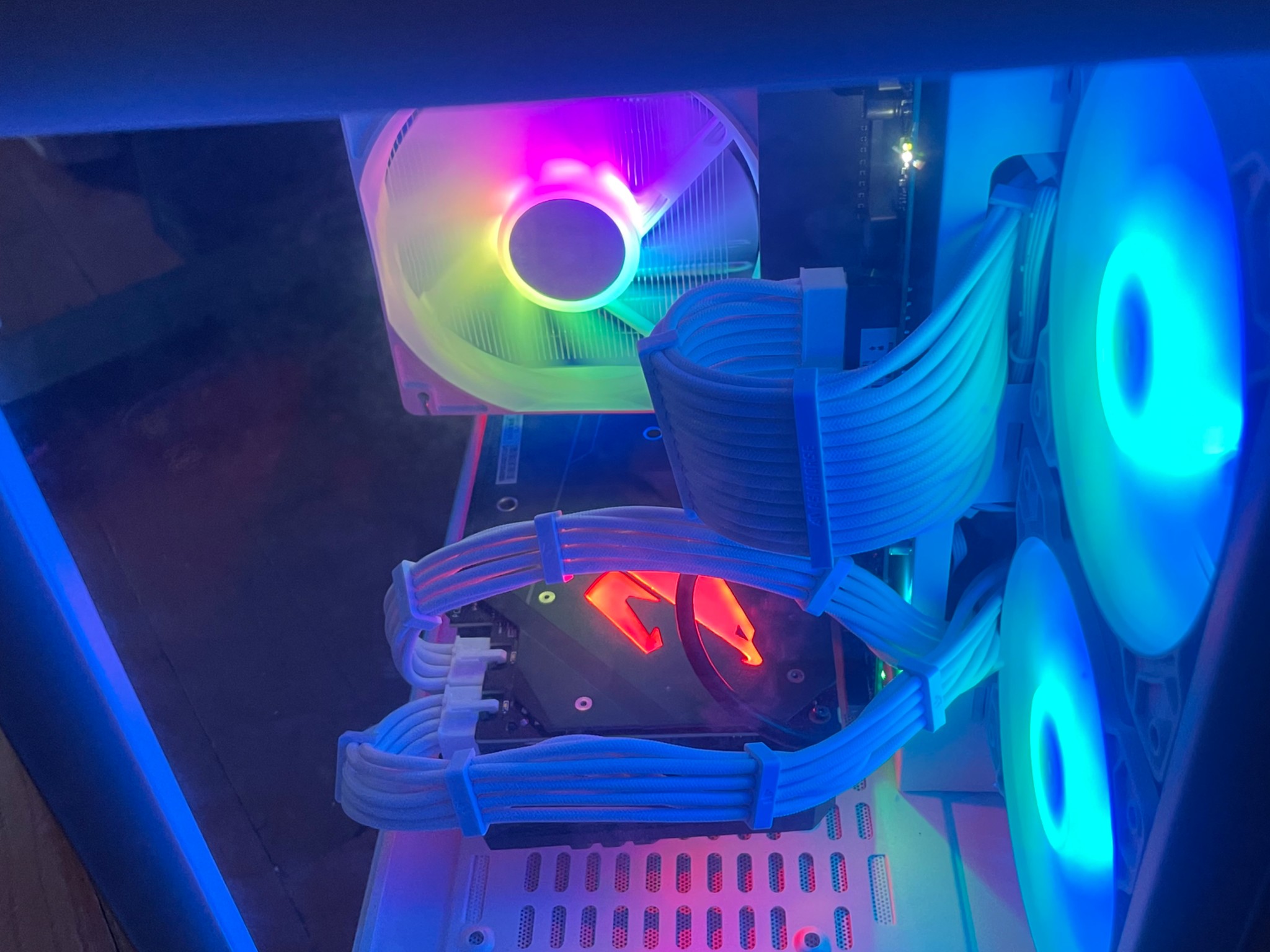 Ryzen 5 5600x Nvidia 2080 Ti 32GB RAM 1TB NVME - White RGB Build