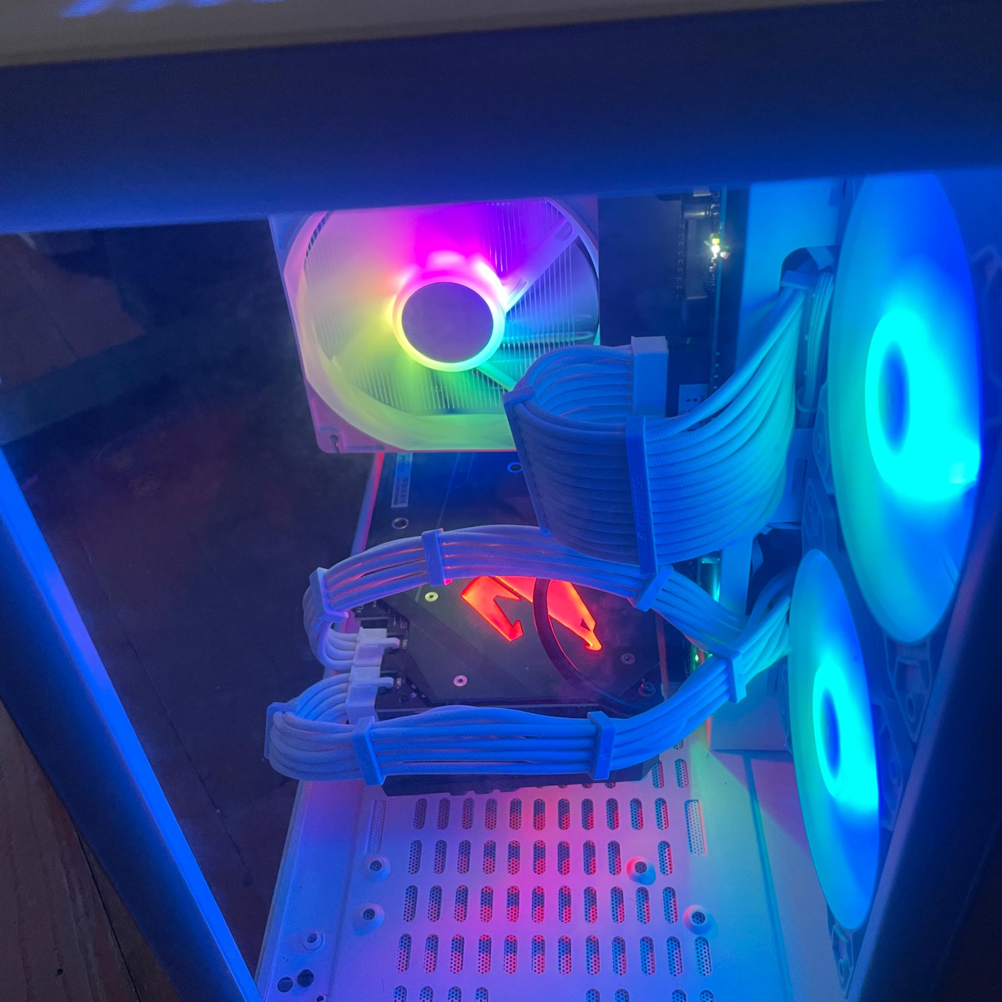 Ryzen 5 5600x Nvidia 2080 Ti 32GB RAM 1TB NVME - White RGB Build