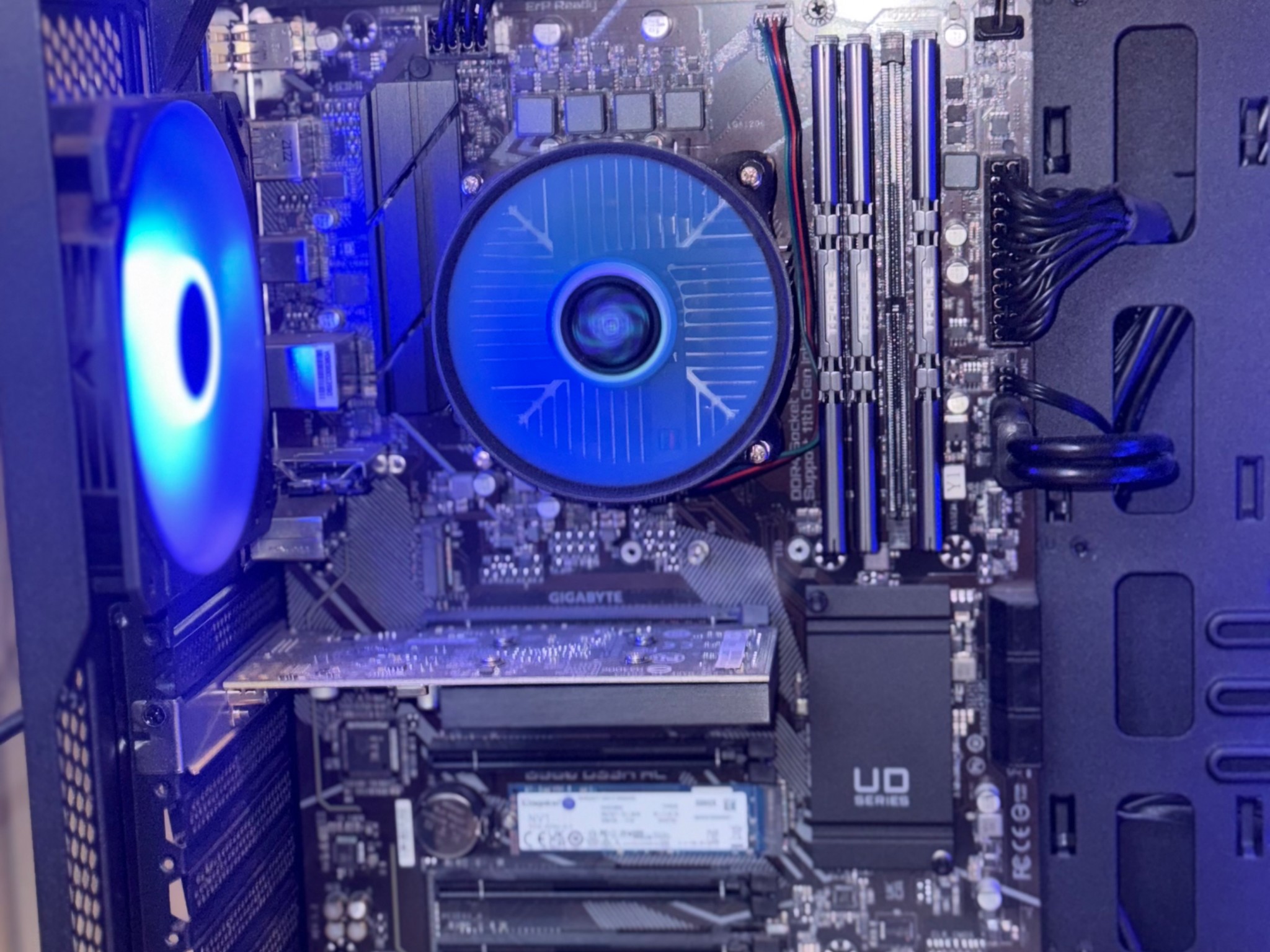 iBUYPOWER GAMING PC - Intel Core i5-11400F, 24GB RAM, GeForce GT 1030, 465GB SSD, RGB Mid Tower