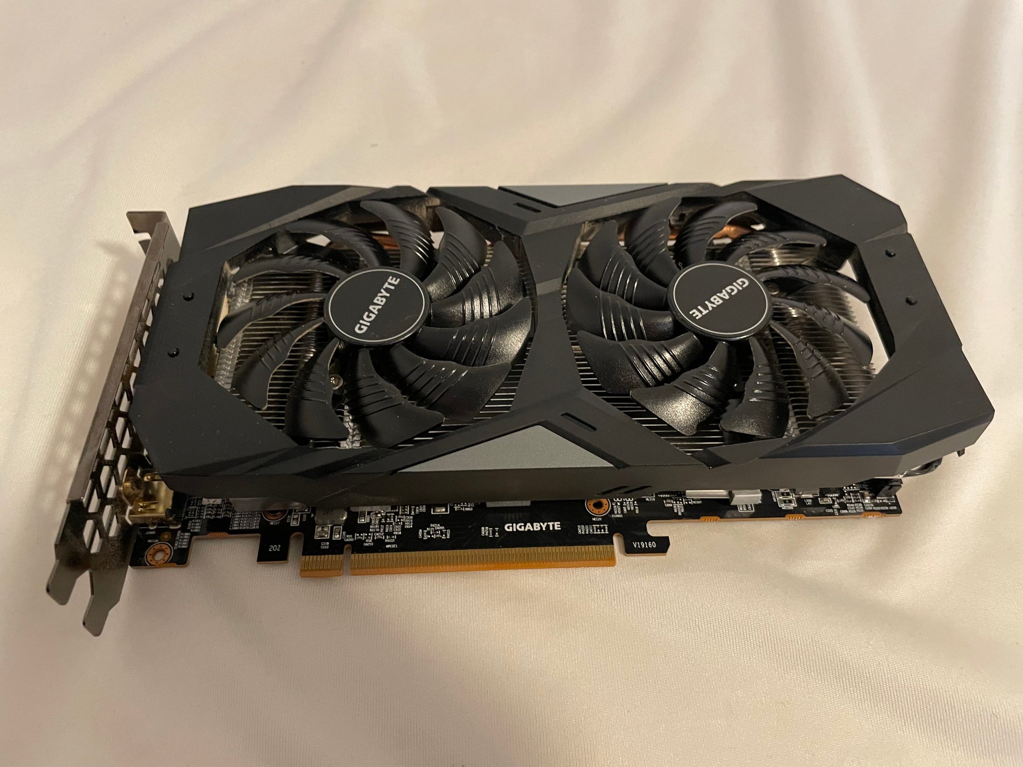 RX 5600 XT Gigabyte Windforce OC 6GB Rev. 1.0