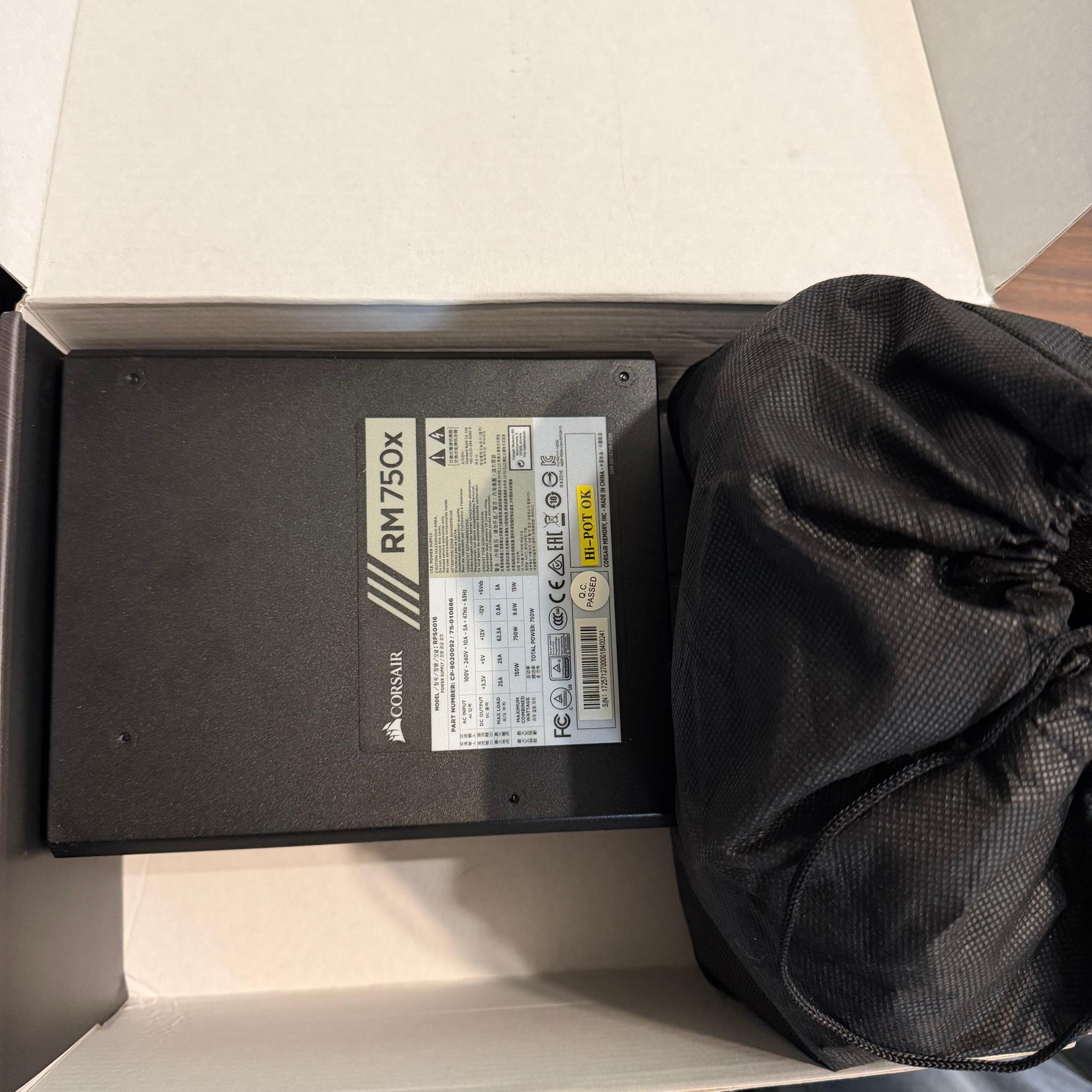 Corsair RM750x Power Supply PSU 80 plus Gold Certified Fully Modular
