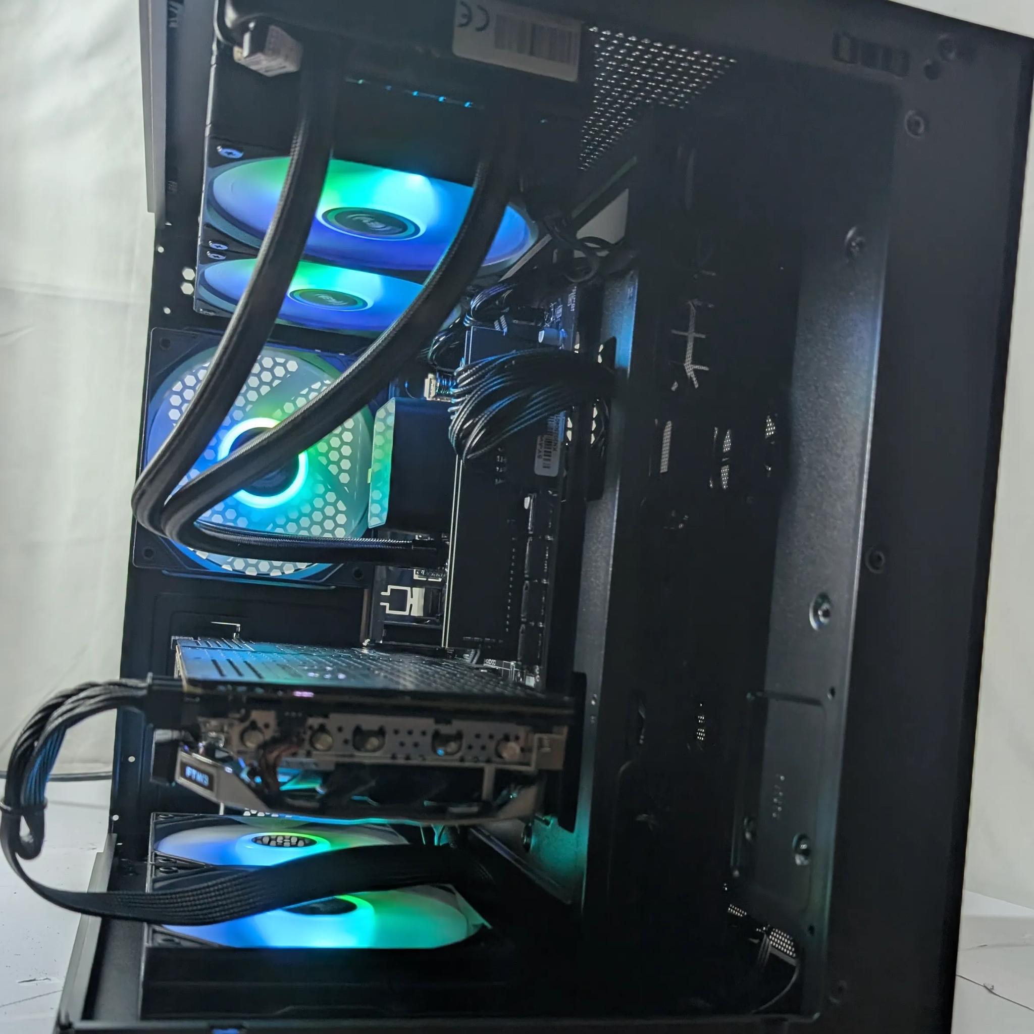GTX 1080 TI 11GB| RYZEN 5 2600X | 16GB DDR4 | 500GB NVME