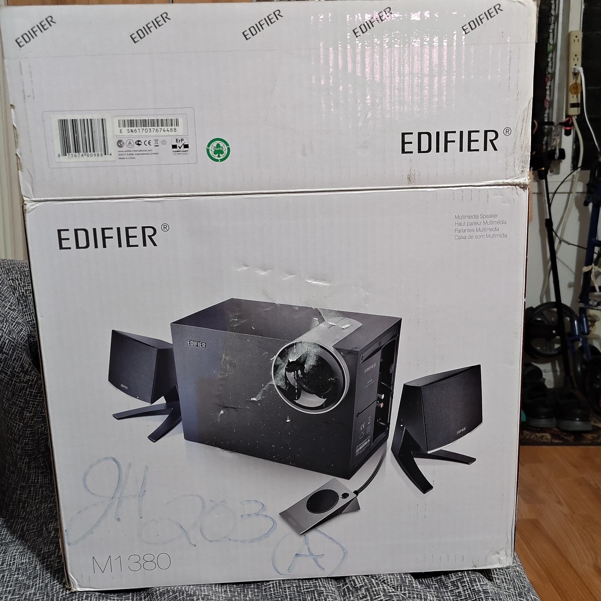 Edifier M1380 Black 2.1 28W Multimedia Speaker System
