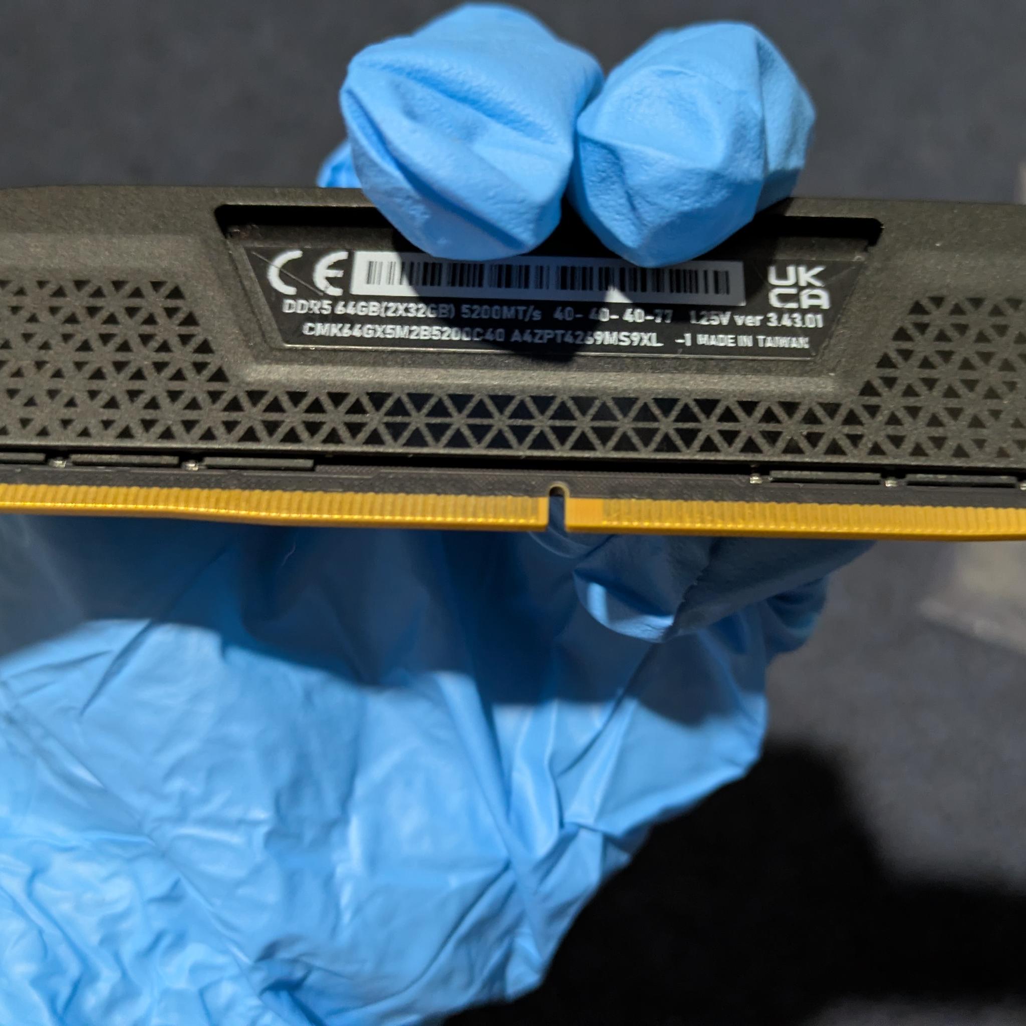 RAM CORSAIR VENGEANCE 2x32(64GB) 5200 MT