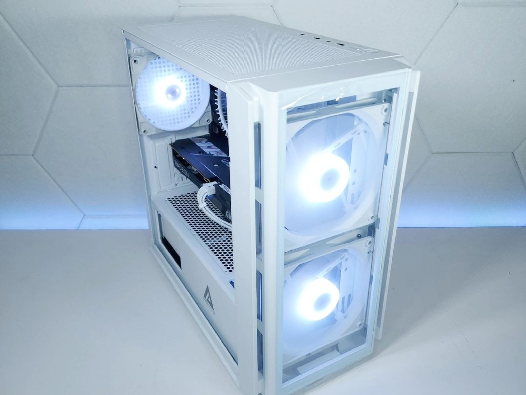 🤍🤍1080p Gaming | RX 6600 | Core i3 12100T | 16GB 5200MHz DDR5 | 1TB M.2 NVMe