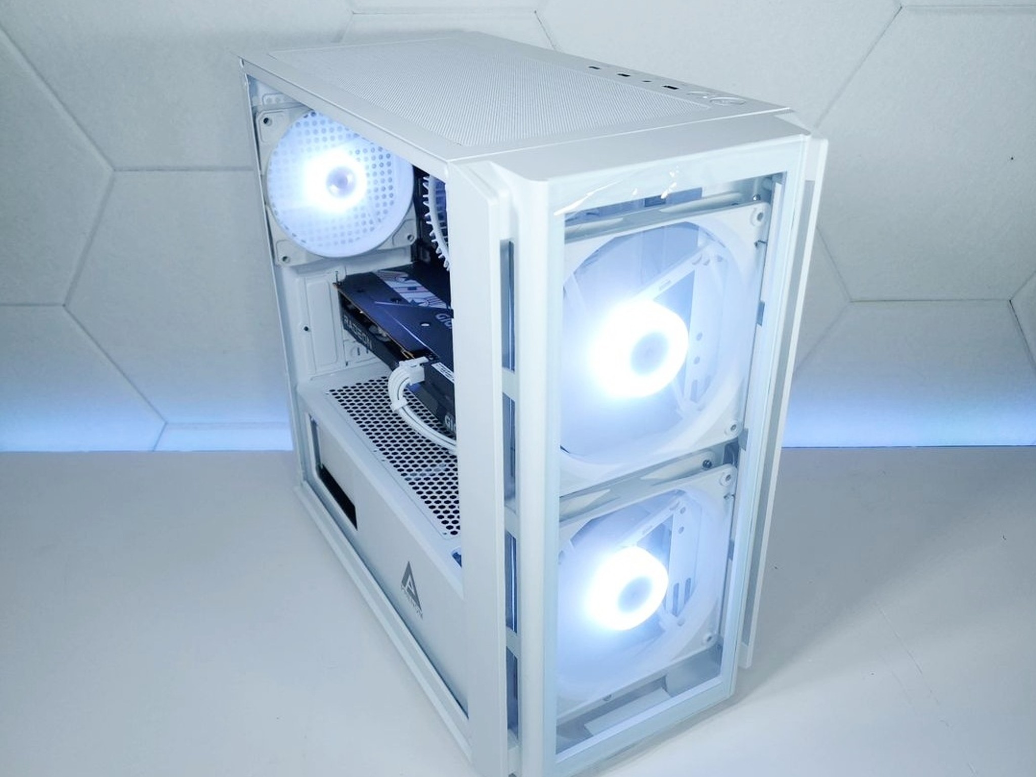 🤍🤍1080p Gaming | RX 6600 | Core i3 12100T | 16GB 5200MHz DDR5 | 1TB M.2 NVMe