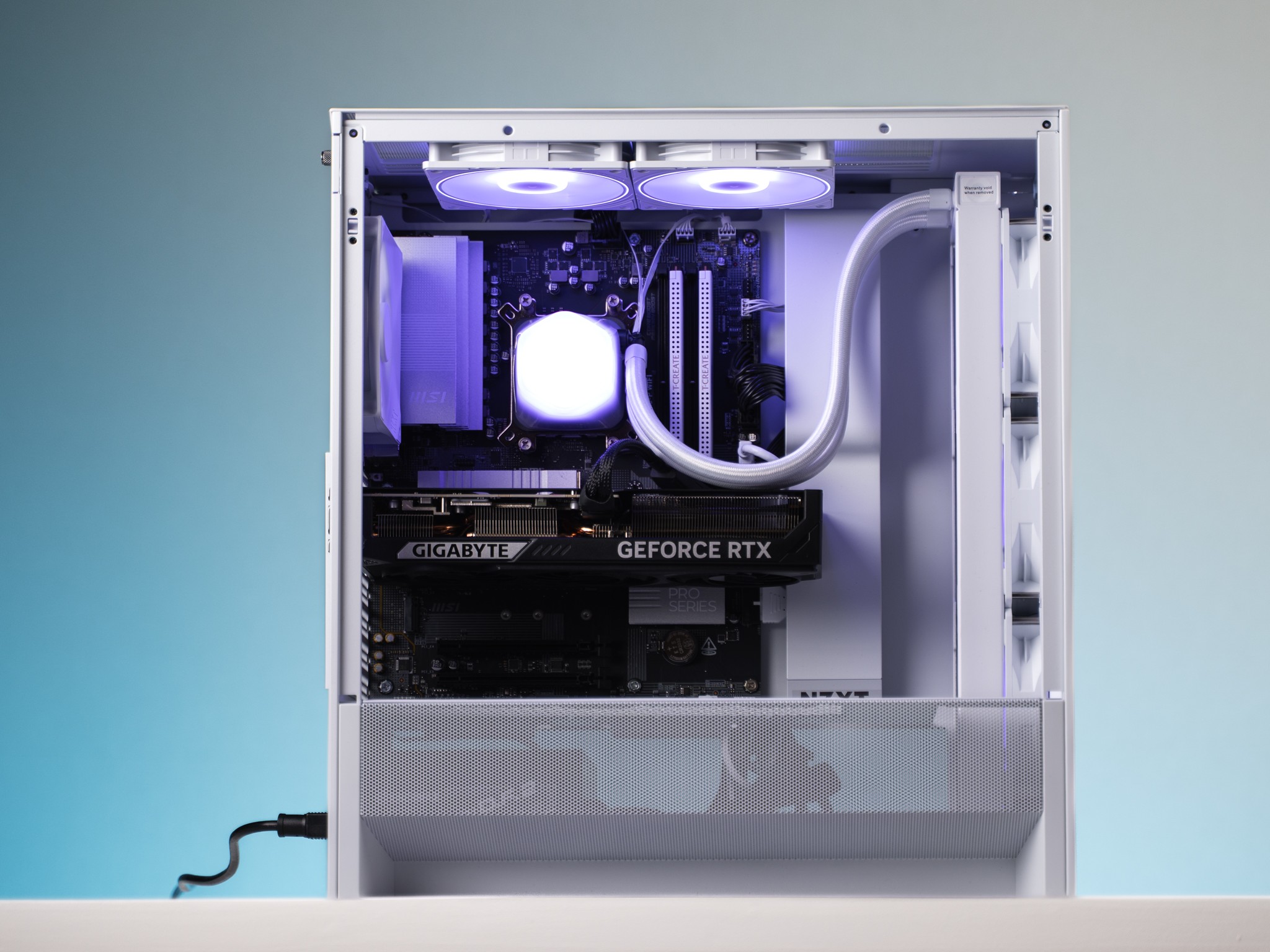 “WyntrForm” RTX 5070 Ryzen 5 9600X 2TB 32GB Windows 11 Workstation Gaming PC