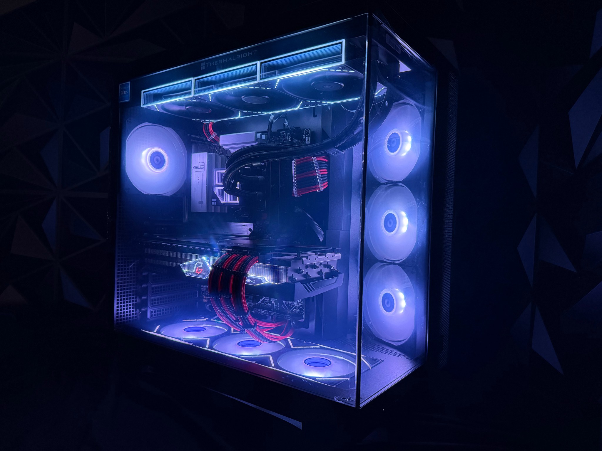 🔥🚀 RED LEADER 🚀🔥 Ryzen 9 7900X| RX 7900XTX 24 GB | 64 GB DDR5| 4 TB NVMe| 850W PSU