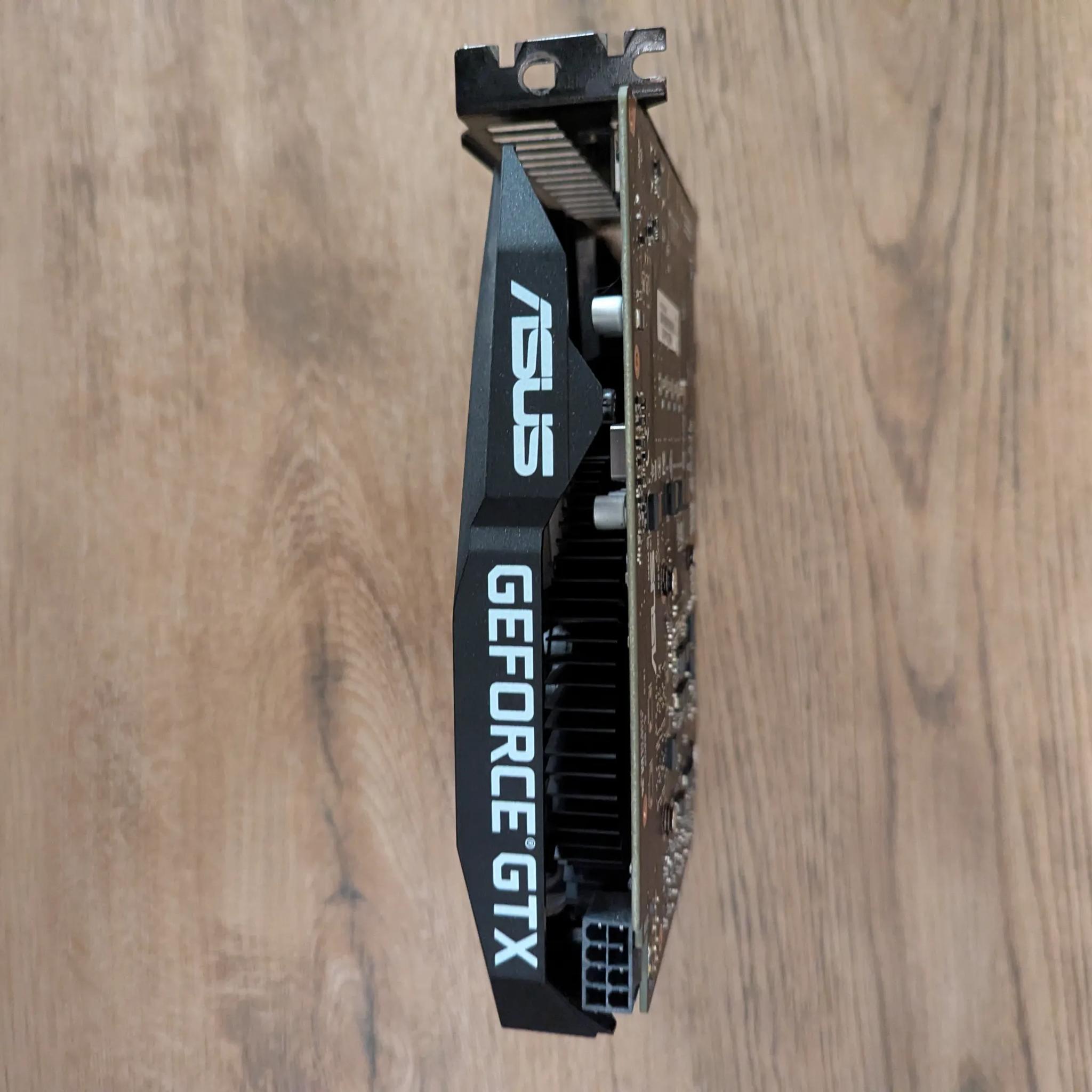 ASUS GTX 1660 Super 6GB