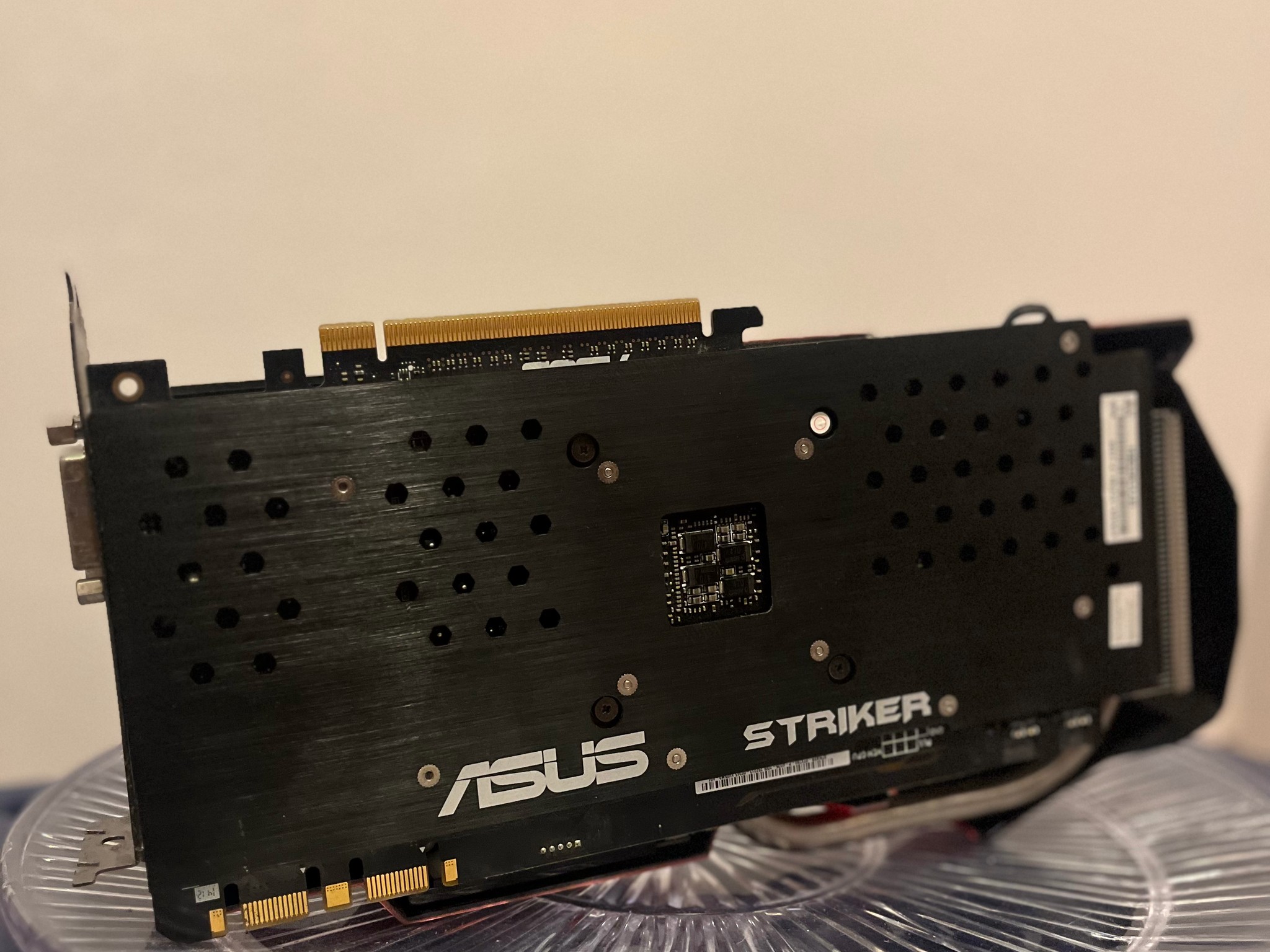 ASUS ROG Striker GTX 760 Platinum 4GB