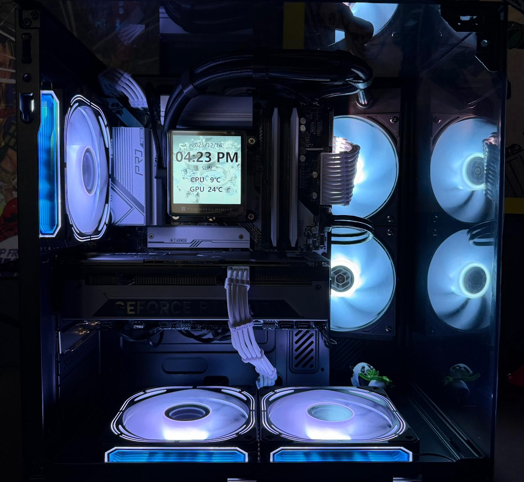 1440p Gaming Beast | RTX 4070  | Intel i7 13700K | 32GB DDR5 | 2TB NVMe SSD | Wifi