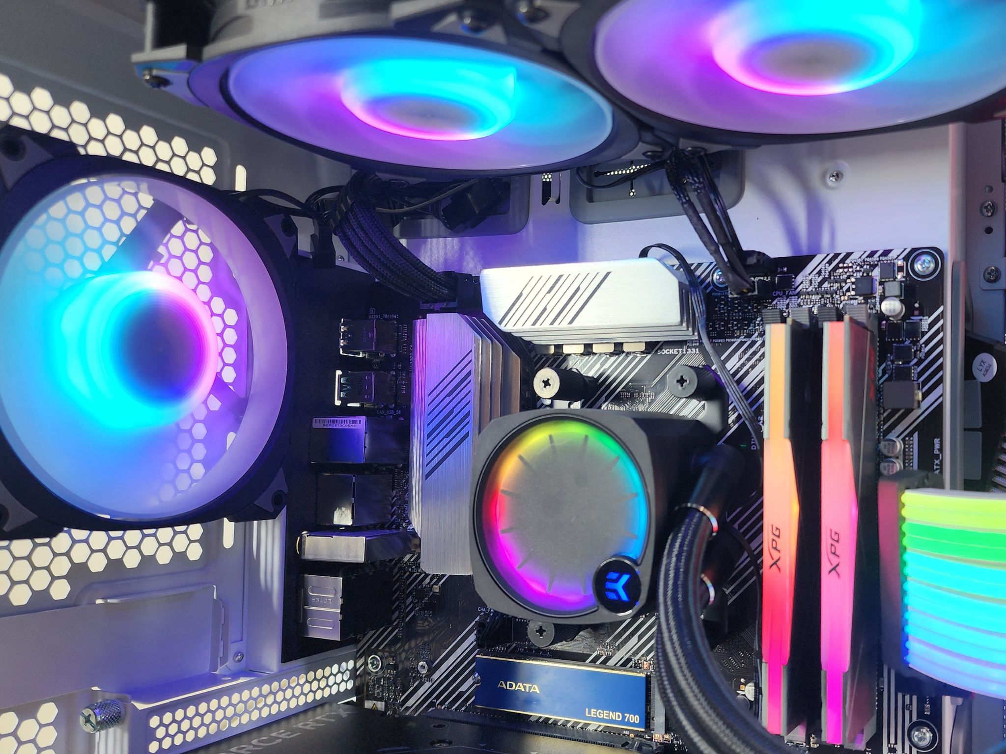 Gaming PC Ryzen 7 5700  32GB RAM 1TB SSD RTX 5060 Ti 16GB Windows 11 Computer