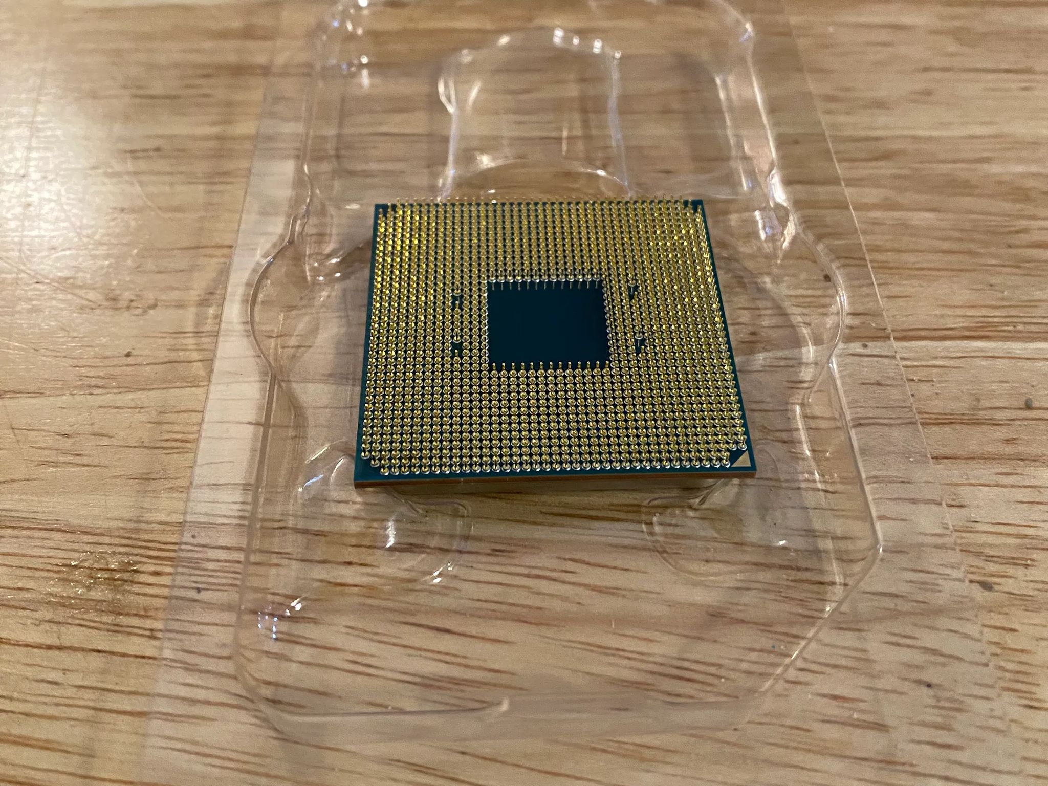 AMD Ryzen 5 5600X 6 Cores/ 12 Threads @ 4.6Ghz
