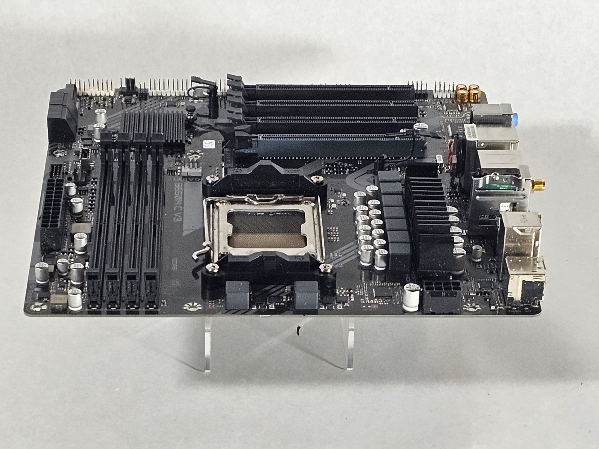Gigabyte B650M C V3 AM5 DDR5 mATX Motherboard