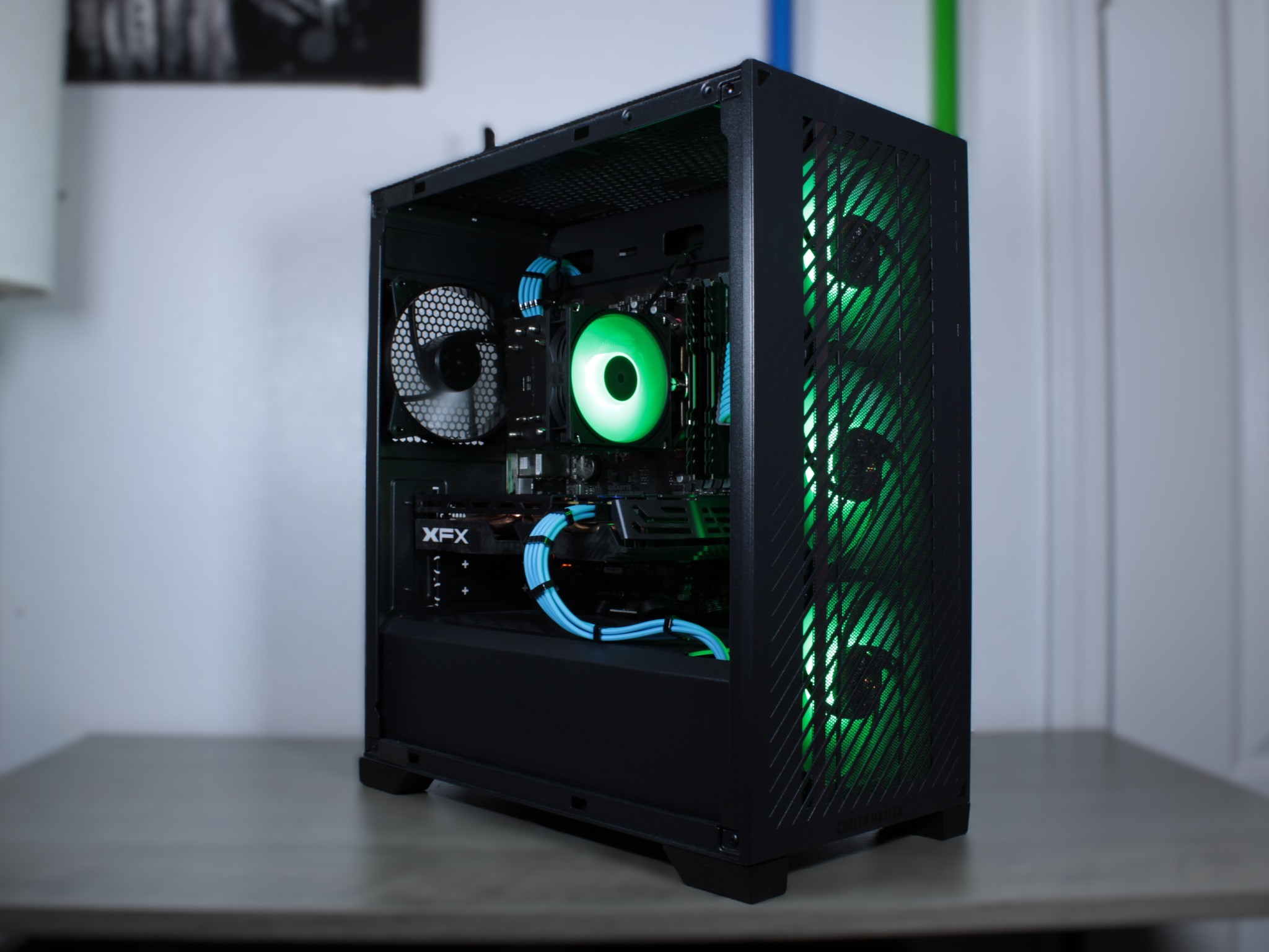 AMD RX 580 8GB | Ryzen 5 2600 | 16 GB DDR4 3200MHz Ram | 1 TB NVMe M.2 | Win 11 Activated | WiFi