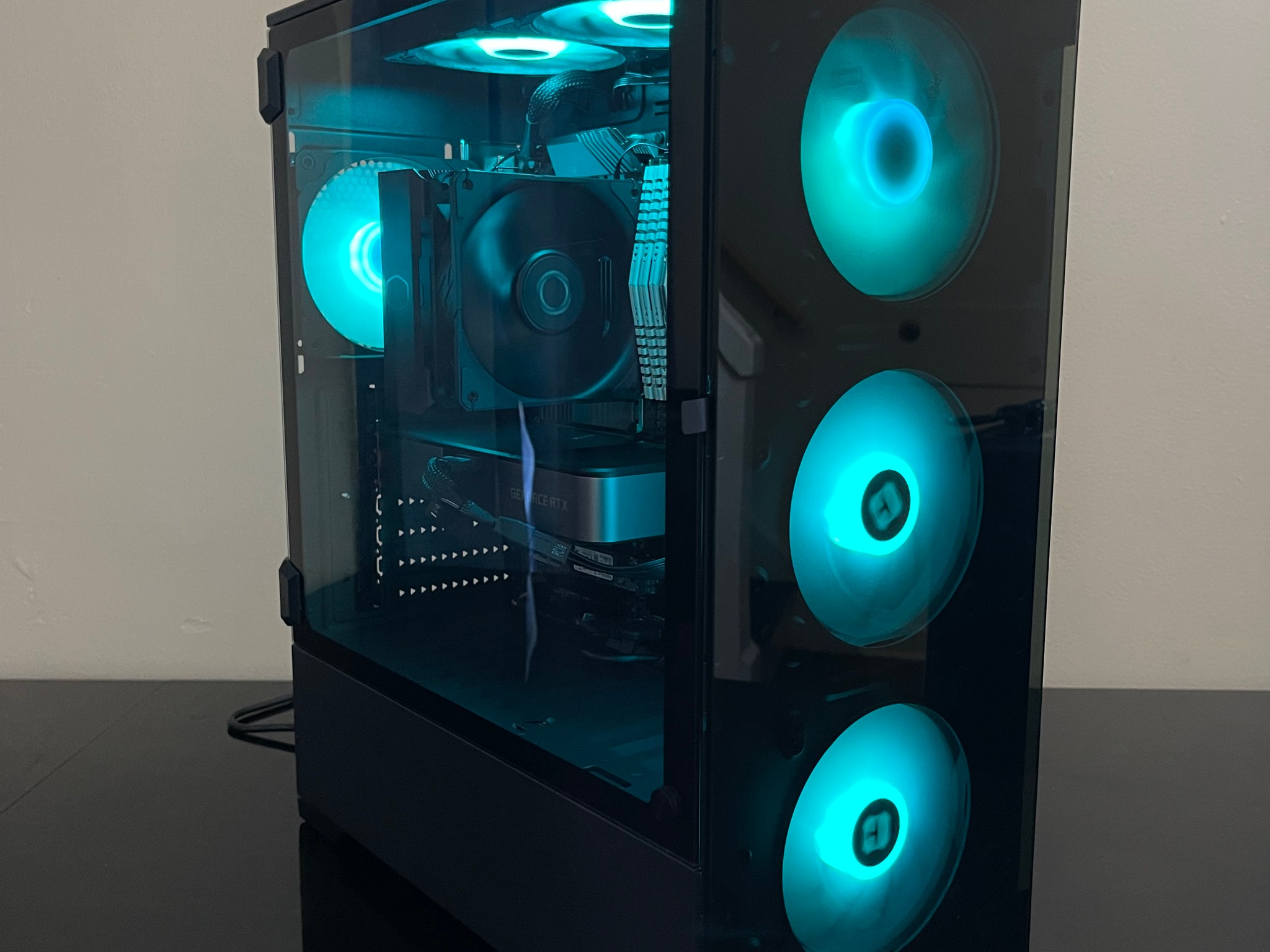 Budget 1440p Gaming PC / RTX3070 FE/ R5 5600G/ 32GB RAM/ 1TB M.2/ WiFI6