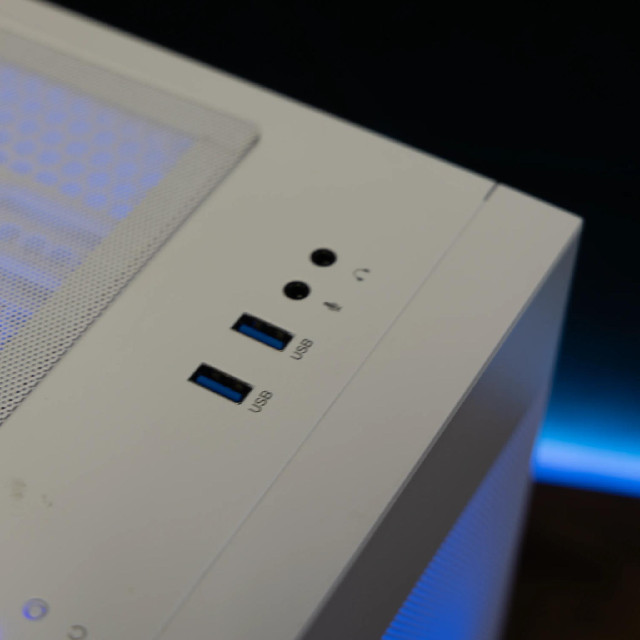 ❄️ Frost ❄️  AMD RX 6600 / AMD R5 4500 / 1TB NVME / 32GB DDR4 Ram / Air Cooler / Windows 11 Pro